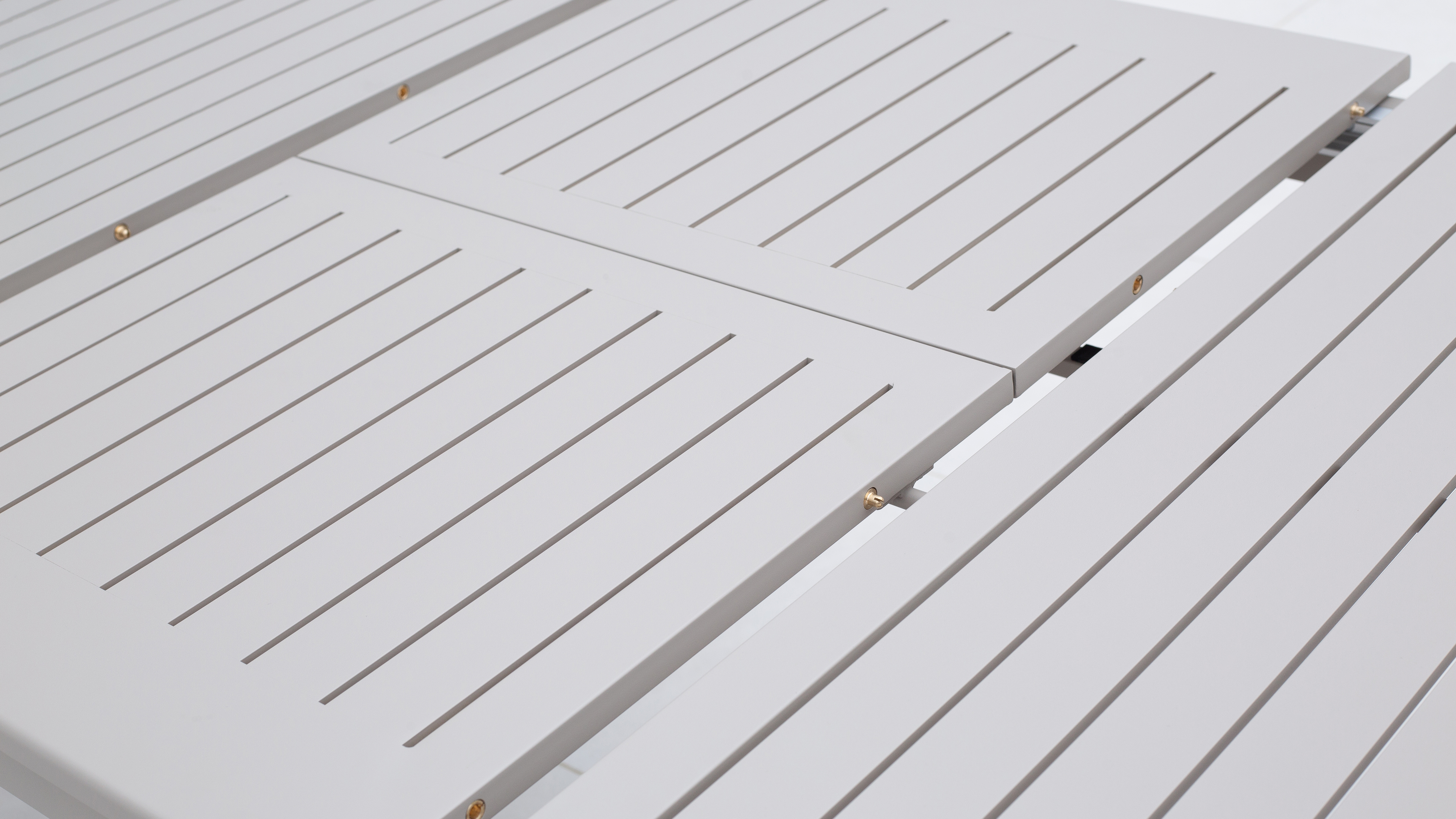 Wentworth Taupe 9-piece Extendable Dining Set With Wentworth Chairs 14 Thumbnail