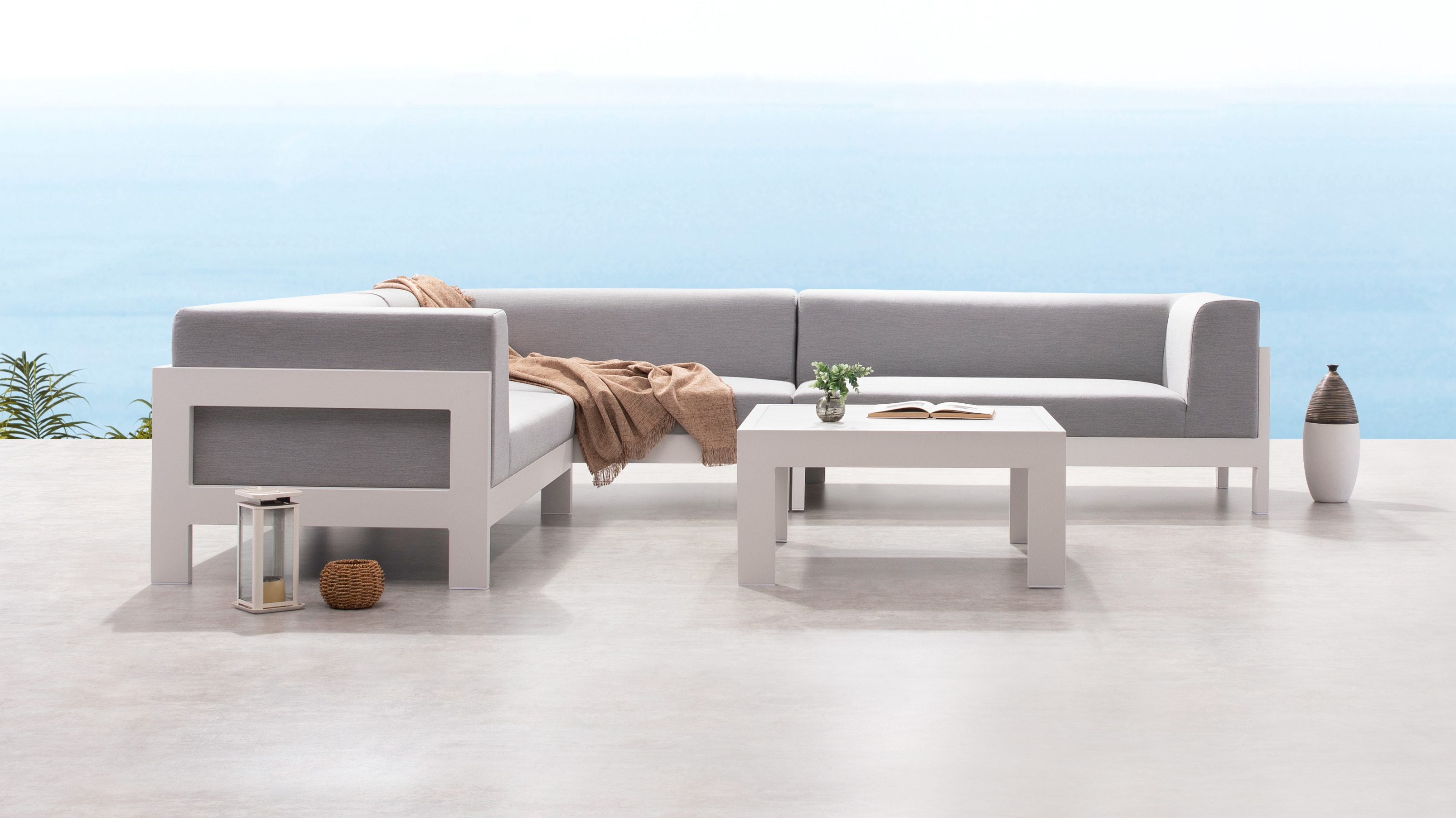 New Noosa White Outdoor Fabric Corner Lounge With Coffee Table 7 Thumbnail