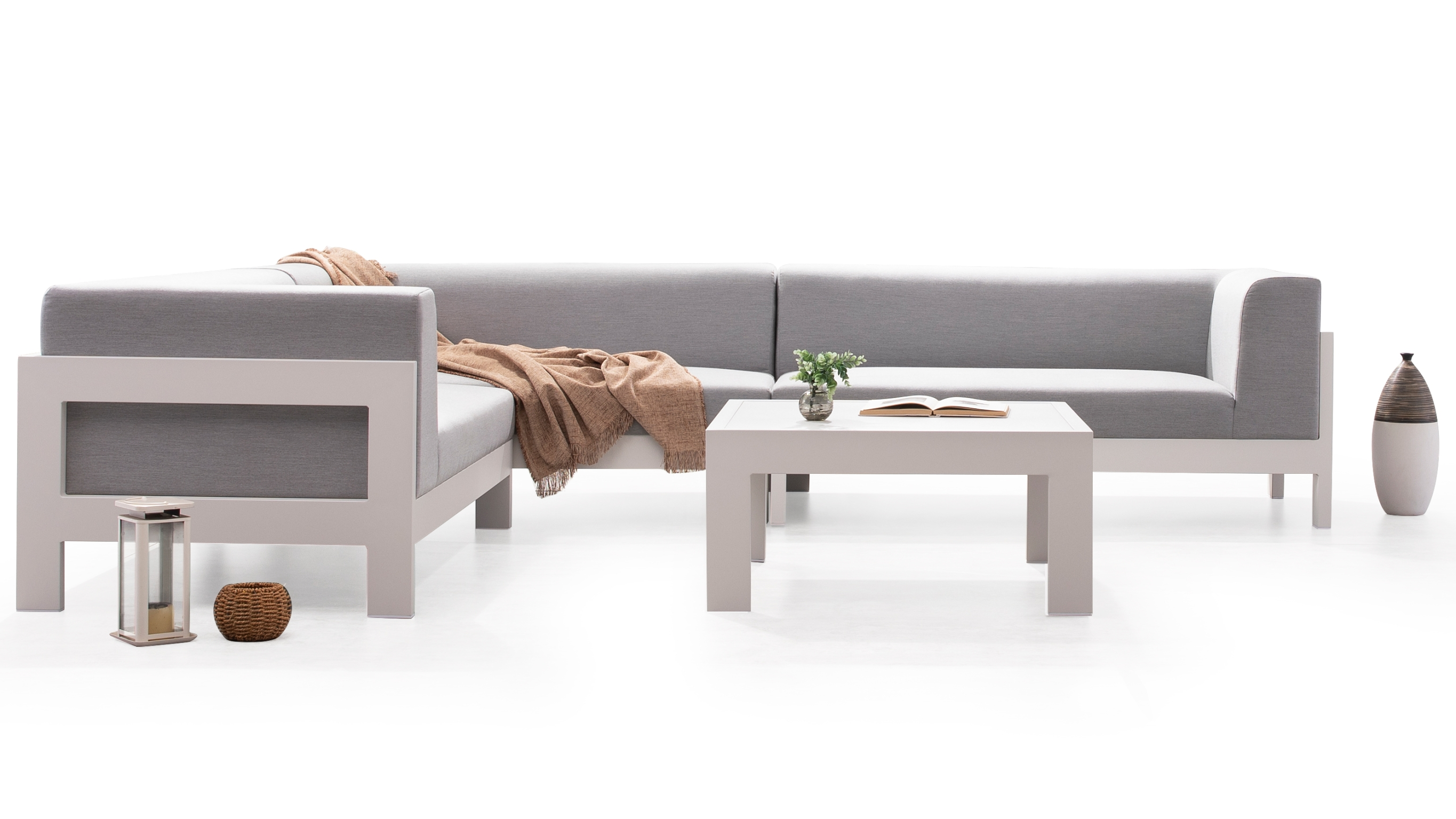 New Noosa White Outdoor Fabric Corner Lounge With Coffee Table 7 Thumbnail