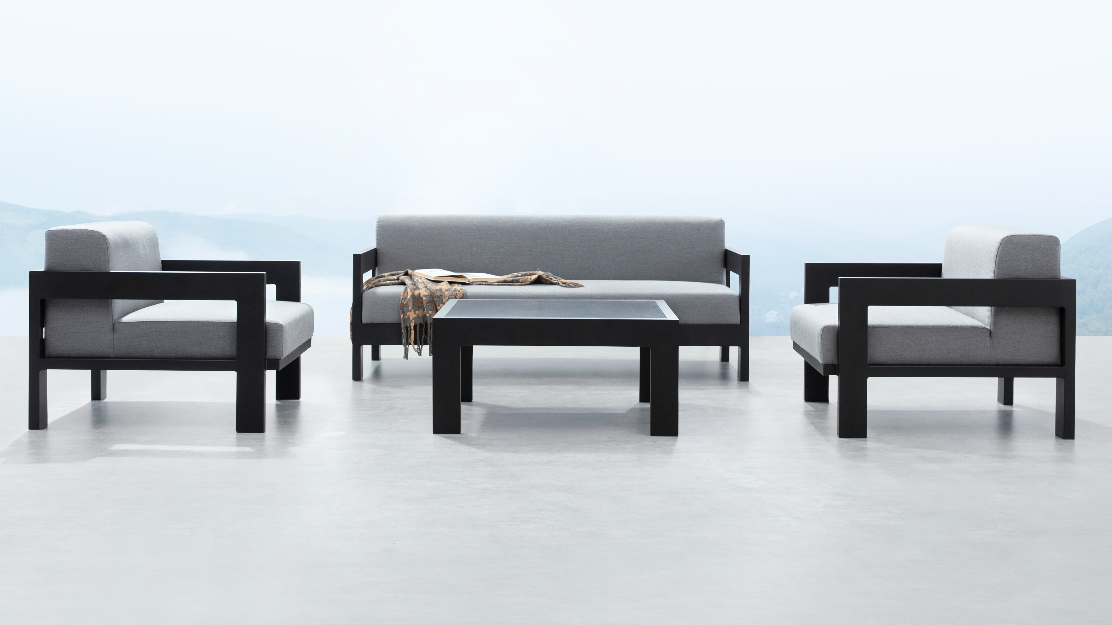 New Noosa Black Outdoor Lounge Set 2+1+1 With Coffee Table 13 Thumbnail