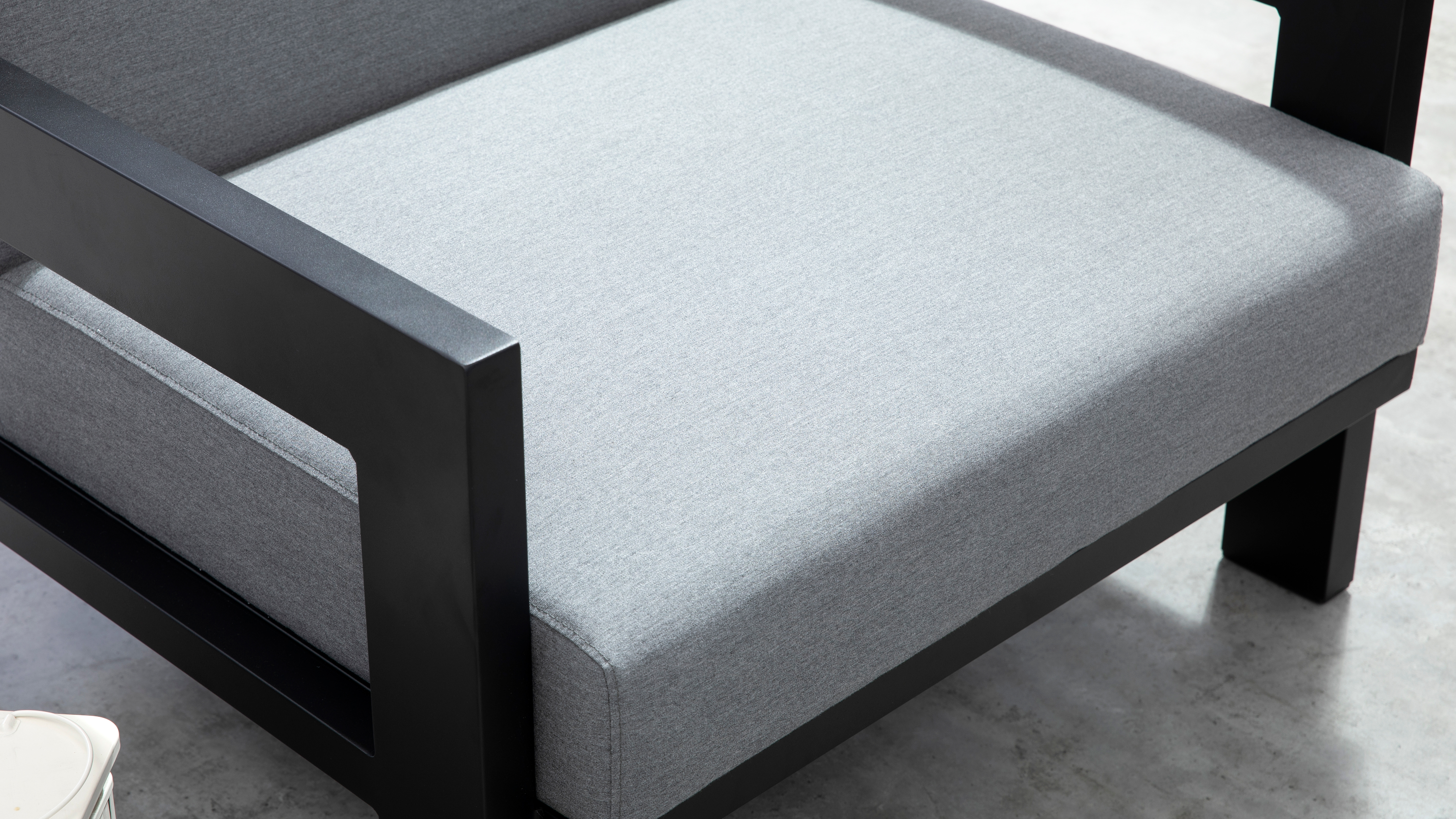 New Noosa Black Outdoor Lounge Set 2+1+1 With Coffee Table 13 Thumbnail