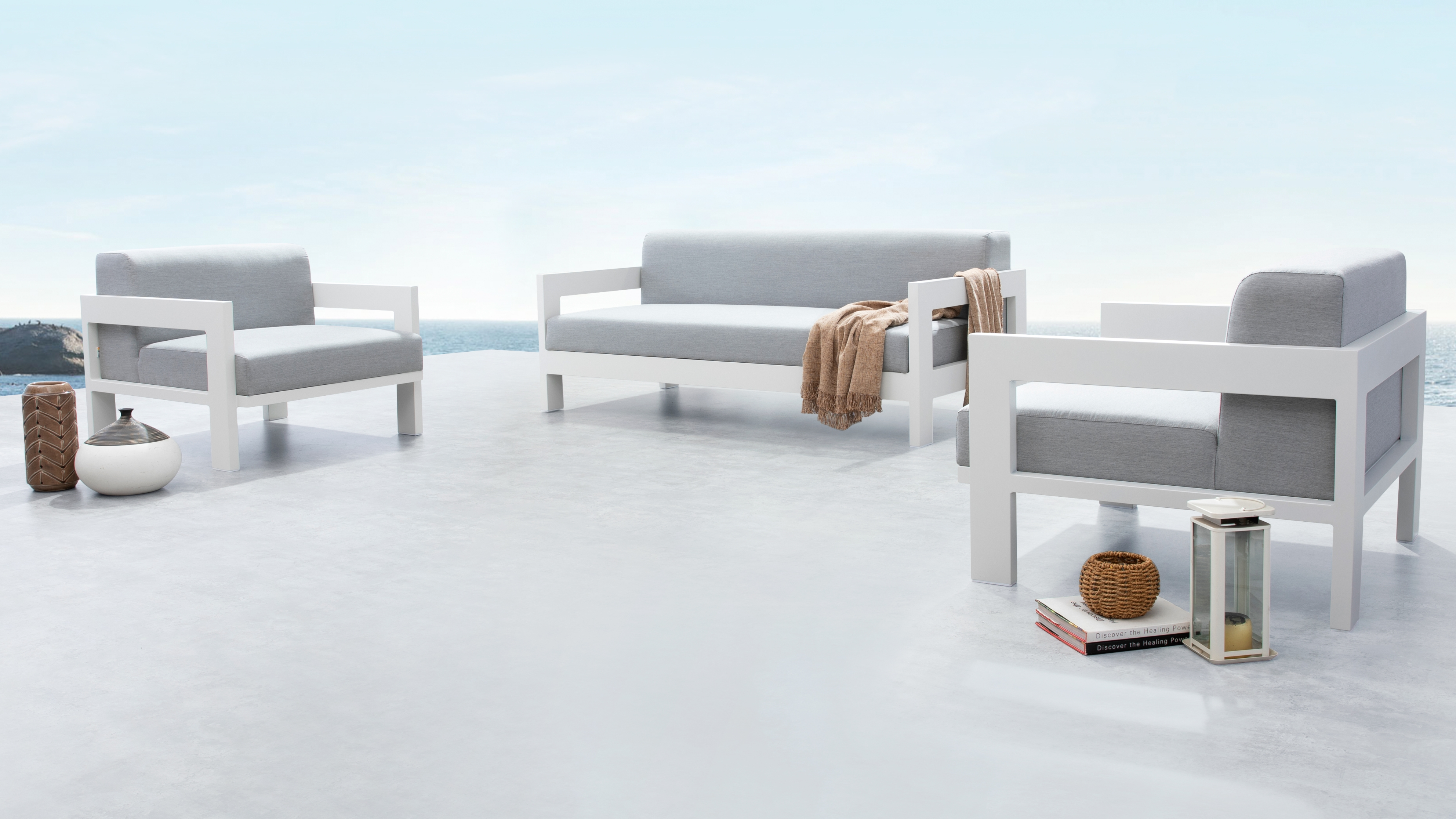 New Noosa White Outdoor Lounge Set 2+1+1 4 Thumbnail