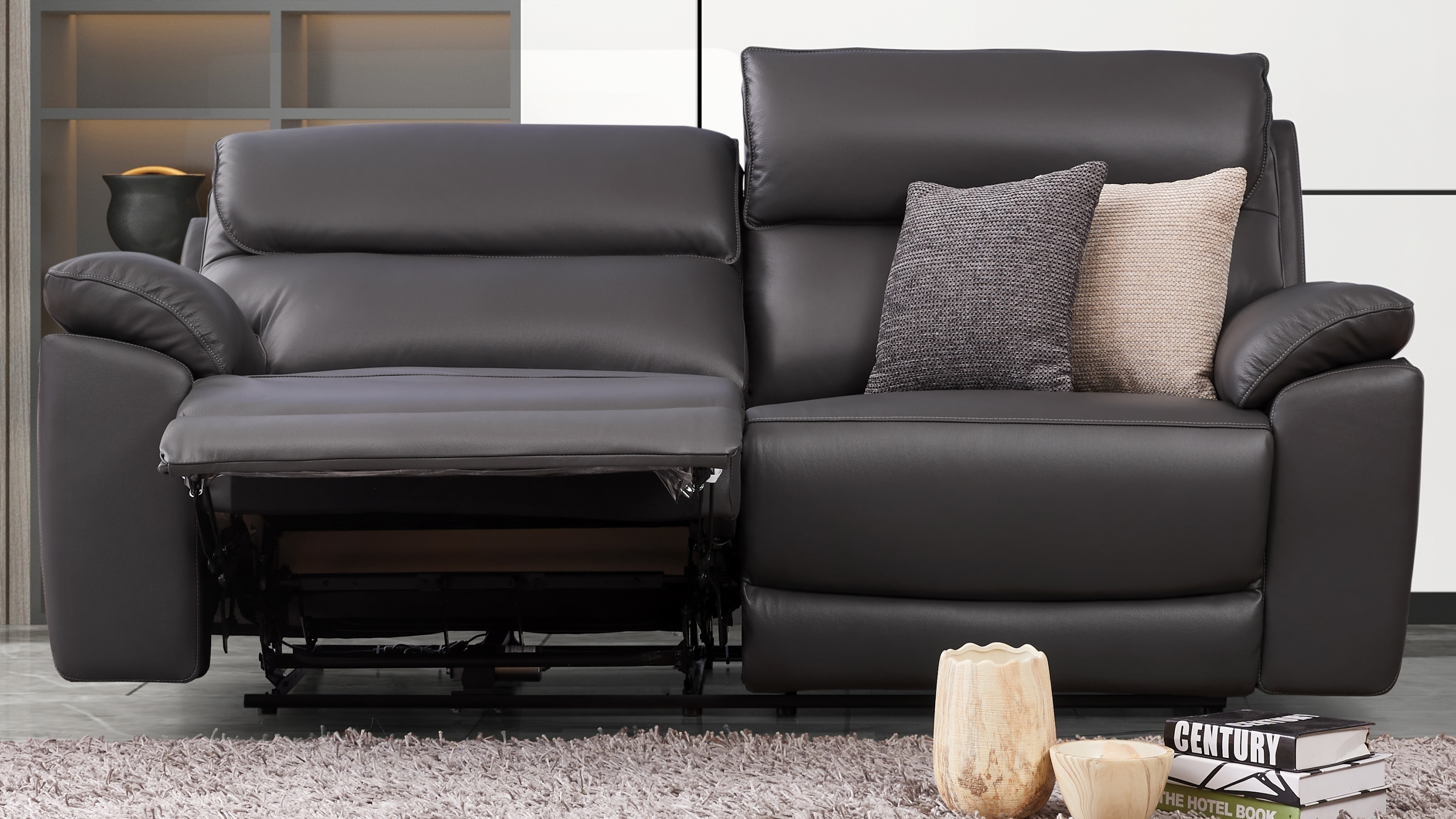 Olite Leather Recliner Three Seat Sofa 5 Thumbnail