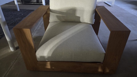 MACKAY TEAK Outdoor Armchair (Frame Colour: Natural  Teak, Fabric Colour: Sand  Olefin - Sku3820312) 1