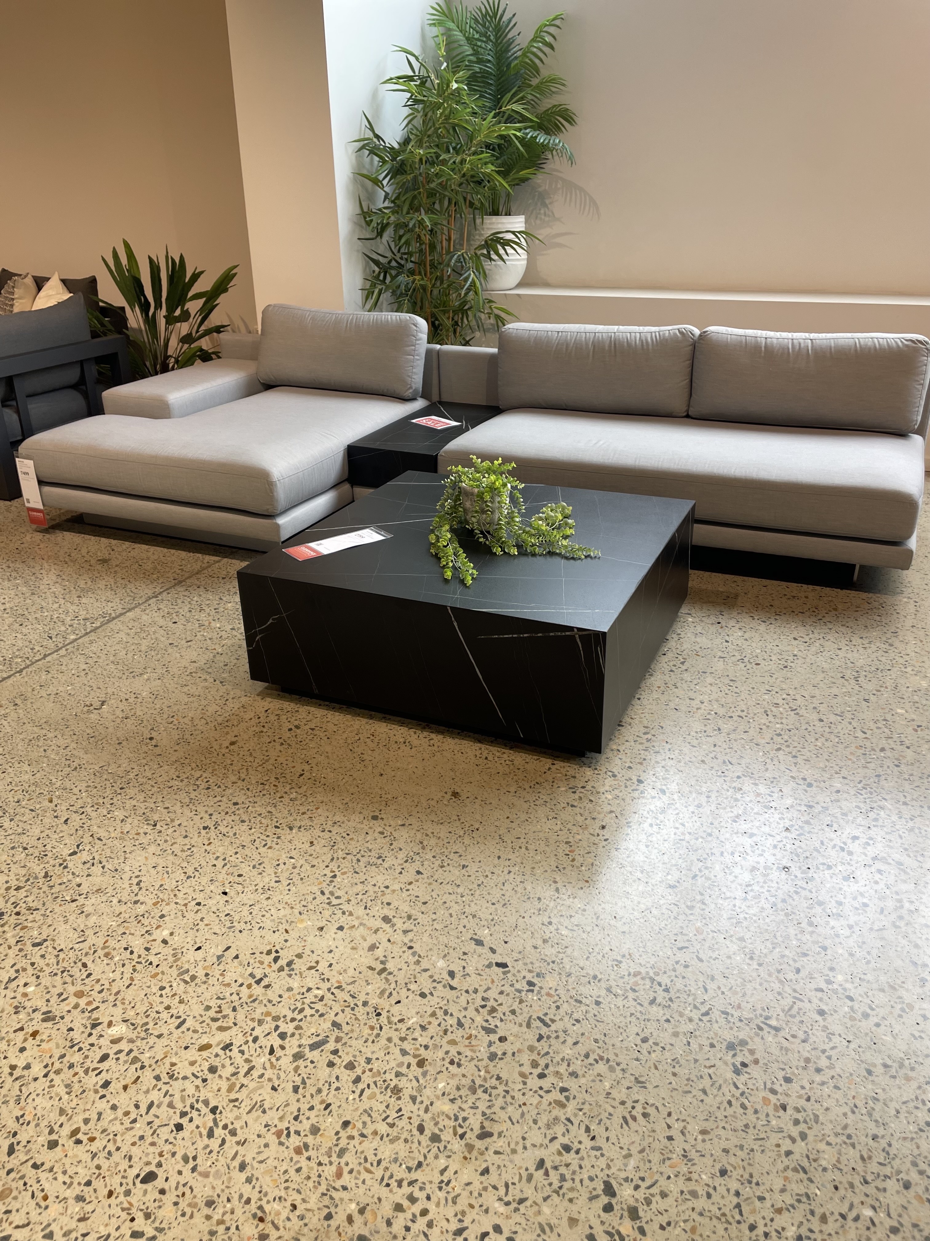 VAUCLUSE Outdoor Modular Lounge With Ceramic Insert (Sunbrella Acrylic Fabric) 1