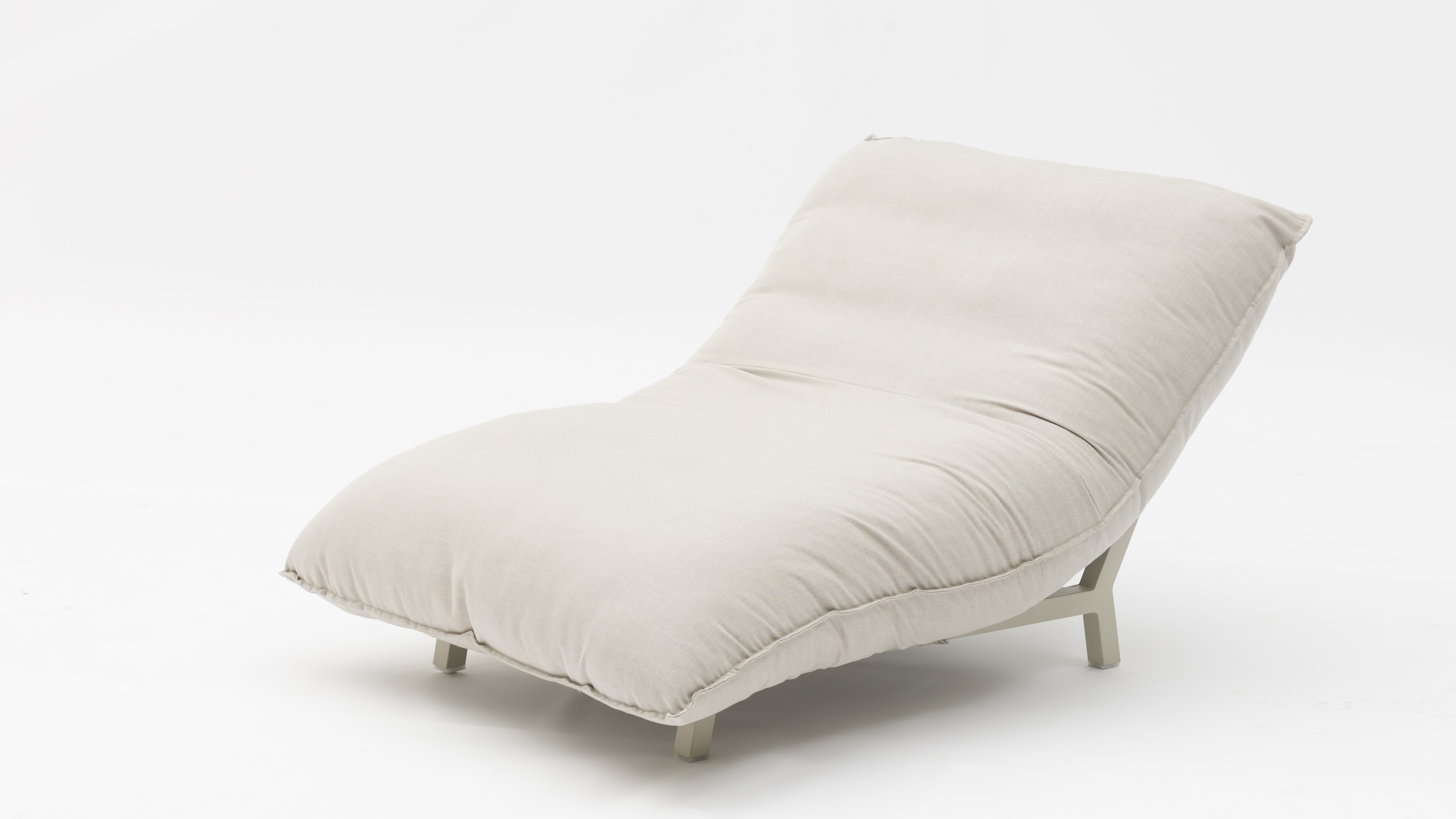 Atoll Outdoor Lounge Chair 8 Thumbnail