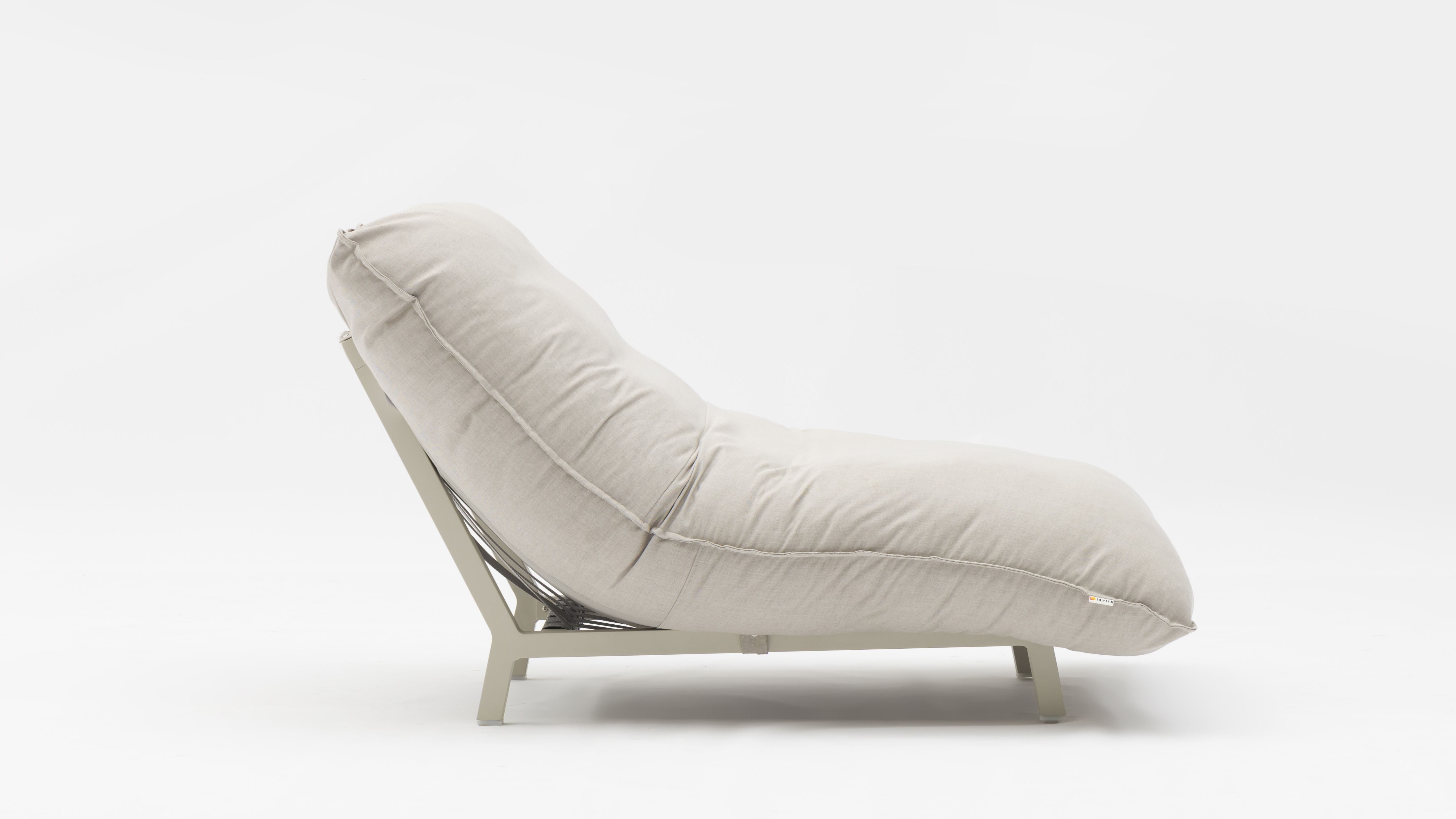 Atoll Outdoor Lounge Chair 8 Thumbnail