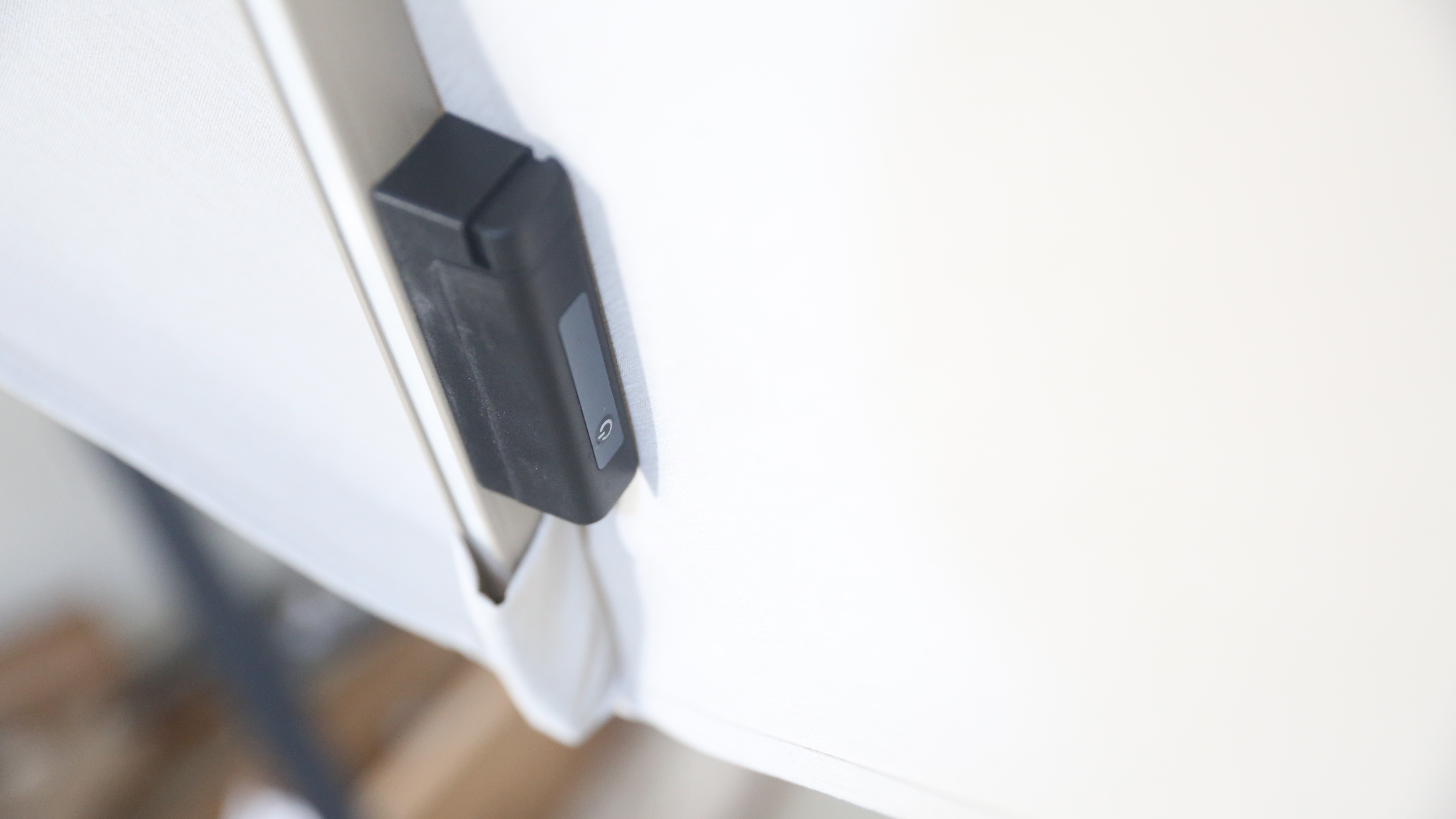 Coolabah Mist Outdoor Cantilever Umbrella 12 Thumbnail