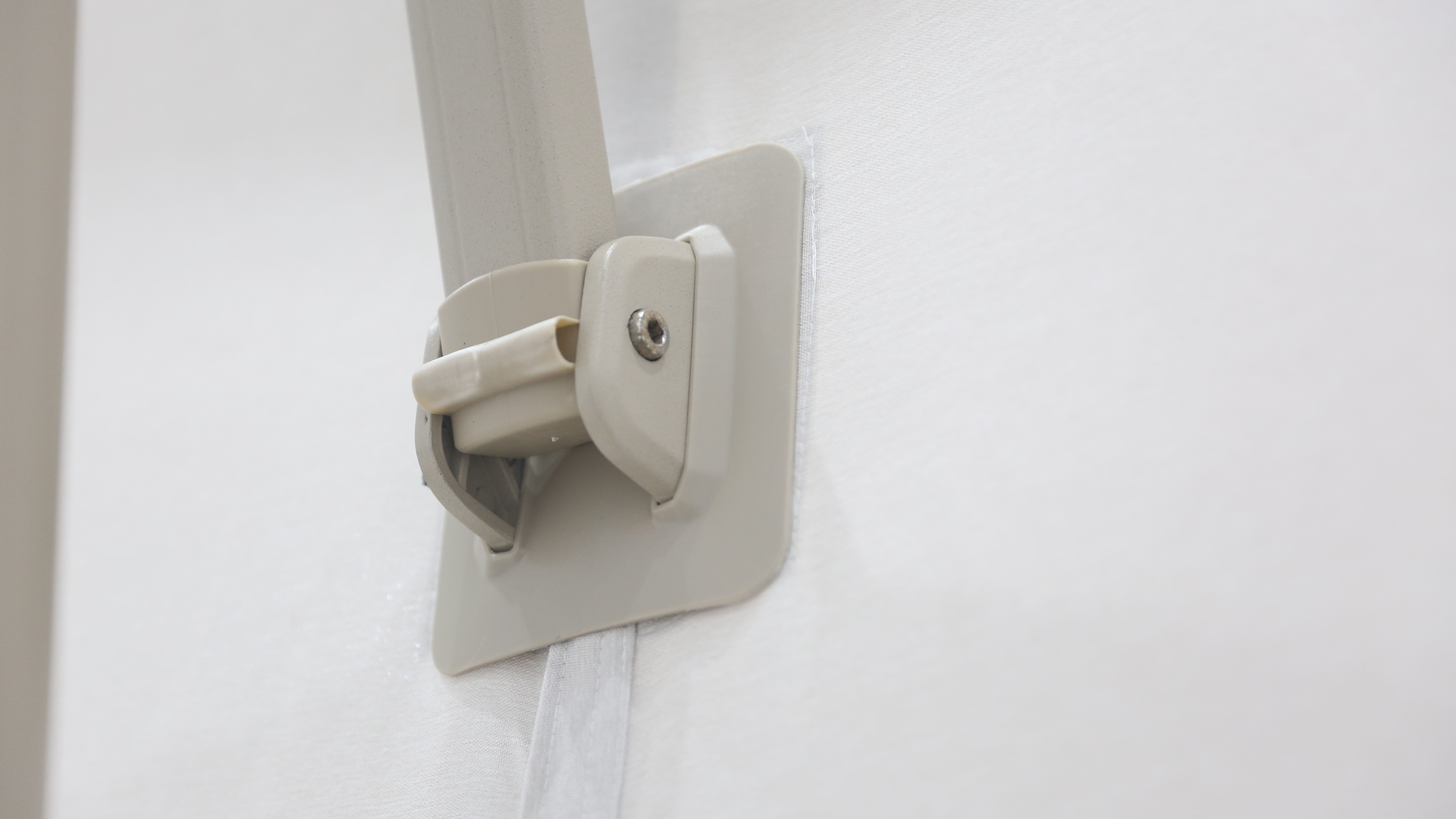 Coolabah Mist Outdoor Cantilever Umbrella 12 Thumbnail