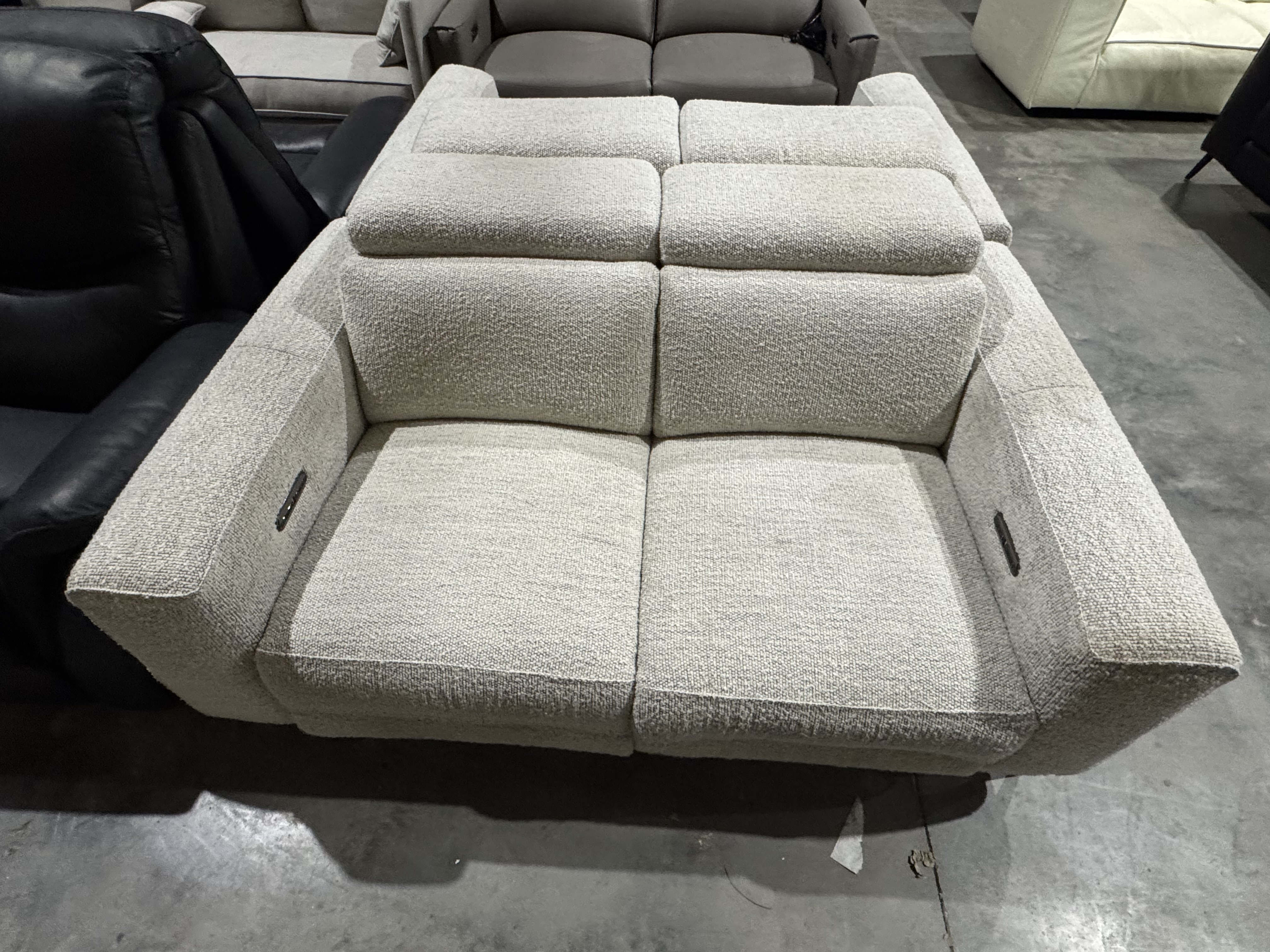 OSTEN FABRIC SOFA SUITE Two Seat Sofa Power Recliner X 2 (Boucle Popcorn) 1
