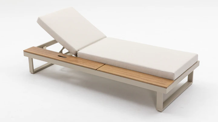 Avoca Mocha Outdoor Sunlounge with Adjustable Side Table