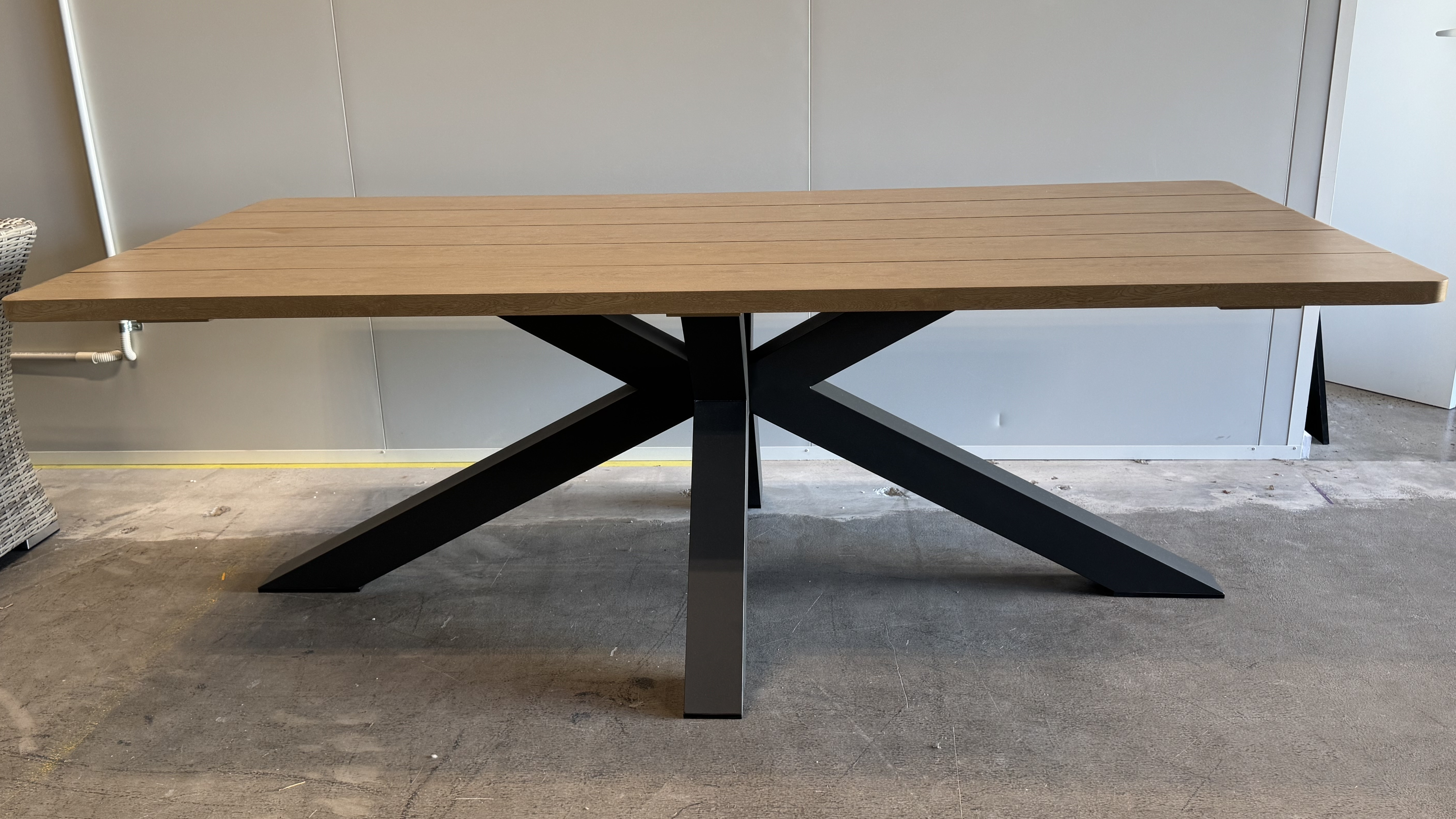 FRASER ANTHRACITE Outdoor Dining Table (Frame: Anthracite Aluminum, Table Top: Oak-alike Aluminium Frame) 1