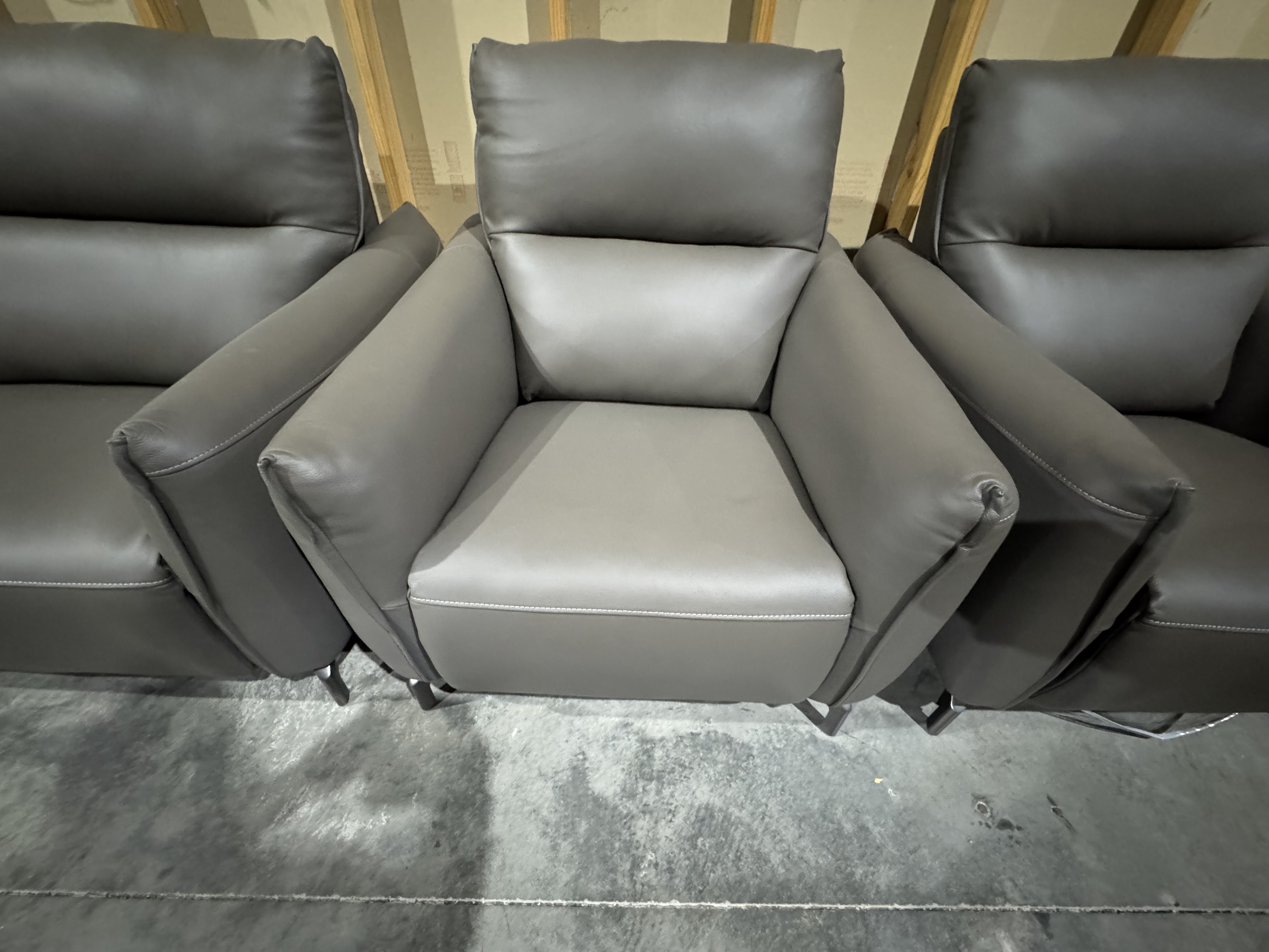 XAVIER Leather Recliner Armchair (Material: Full Leather, Colour: Premium  Mink, Recliner Type: Electric Recliner) 1