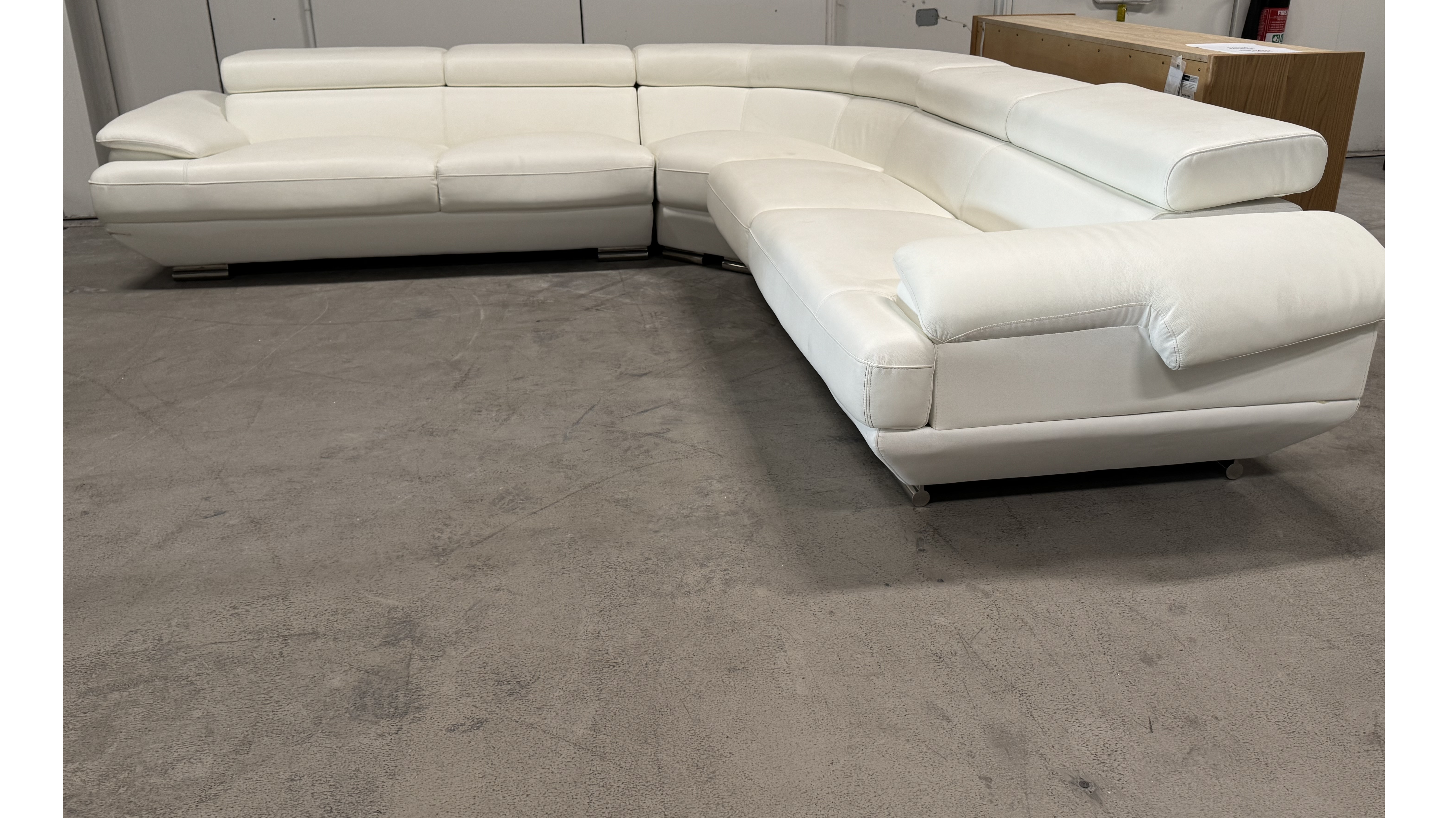 LEXINGTON Leather Two Seat One Arm Module (Main Colour: Essential Snow White, Material: Leather + Match) 1