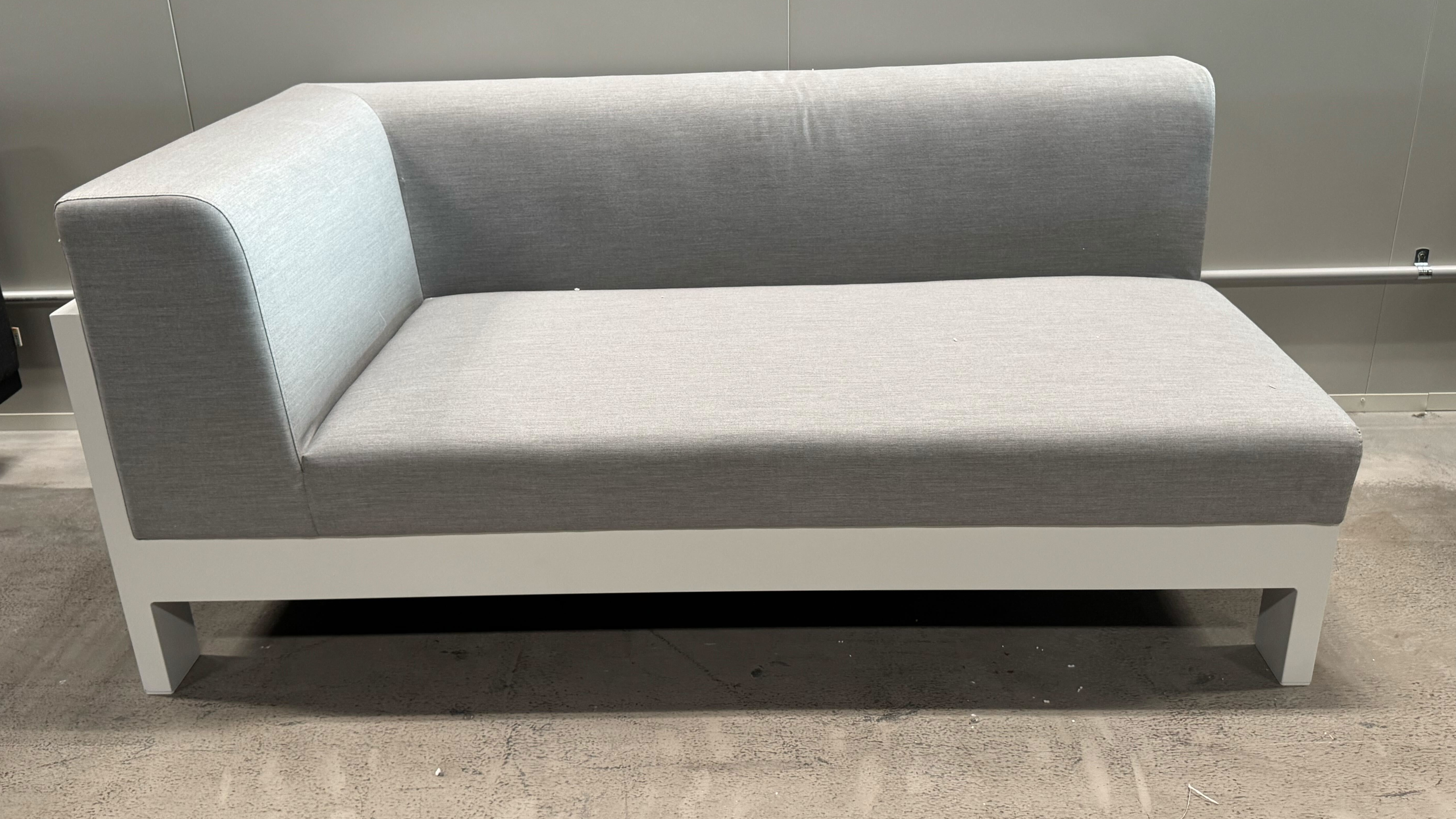 NEW NOOSA WHITE Outdoor Two Seat One Arm Module (Frame And Fabric: White Frame With Lead Chine Fabric) 1