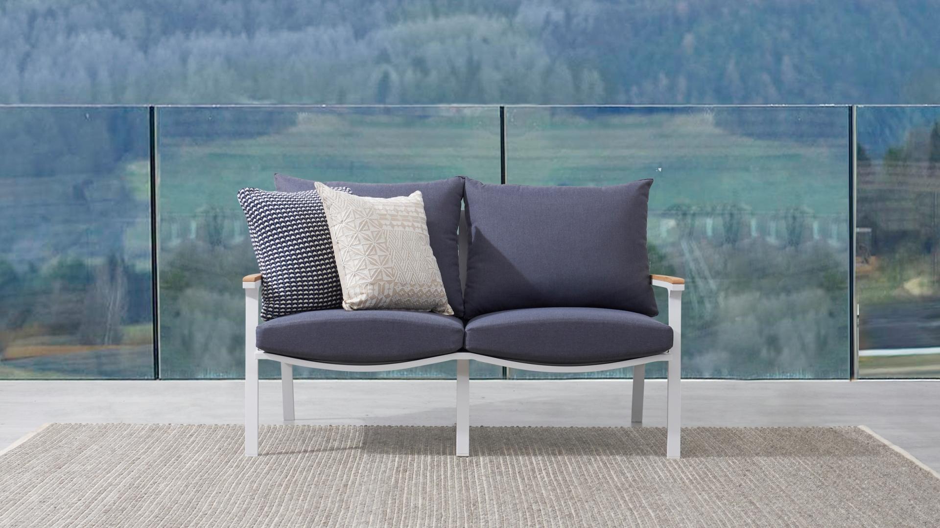 Venice Outdoor Two Seat Sofa 2 Thumbnail