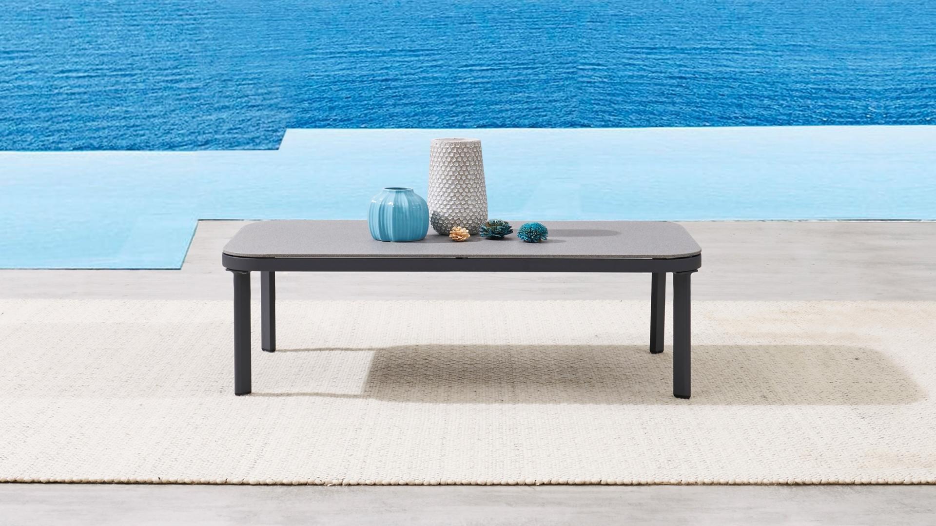 Santa Monica Outdoor Coffee Table 3 Thumbnail