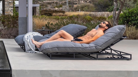 Coral Black Outdoor Sunlounge