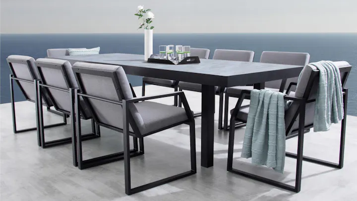 Invini Black Large 9-piece Outdoor Ceramic Dining Set