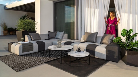 Bale Outdoor Chaise Lounge With Ottoman And Nested Coffee Tables 2