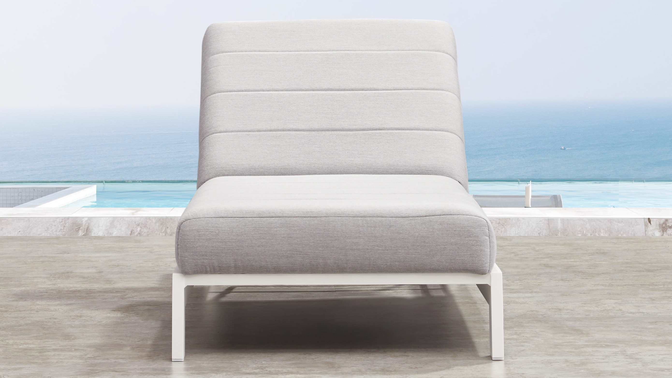New Noosa White Outdoor Fabric Sun Lounge 10 Thumbnail