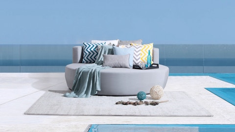 Cloud Outdoor Fabric Daybed 2 Thumbnail