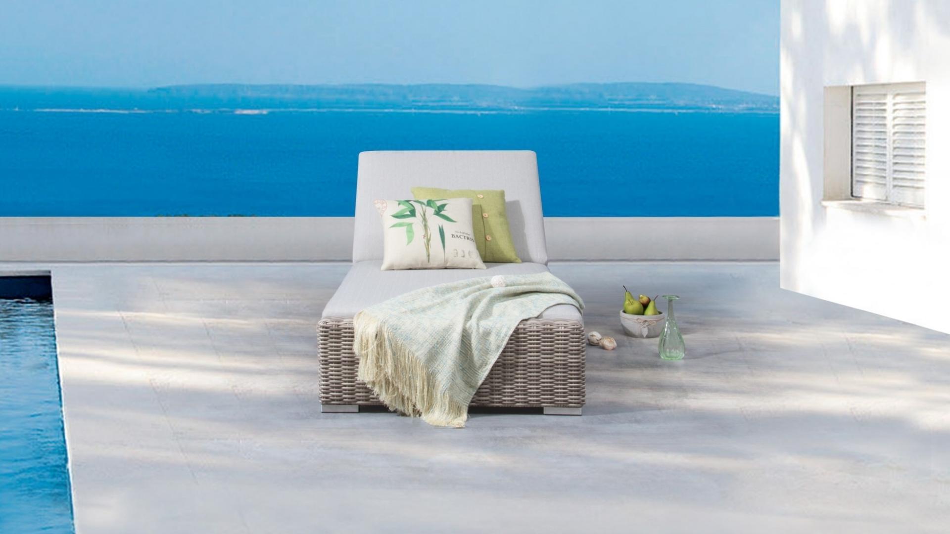 Savannah Outdoor Wicker Sun Lounge 7 Thumbnail