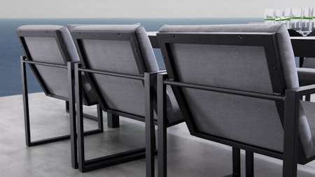 Invini Black Large 9-piece Outdoor Ceramic Dining Set