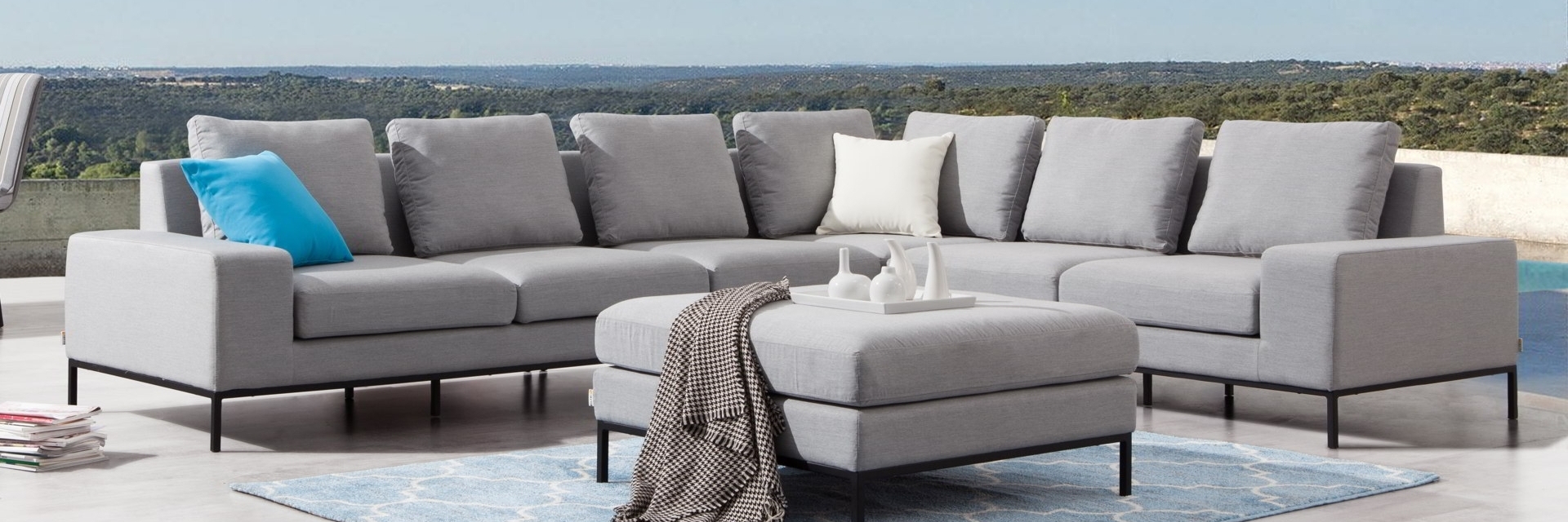 Outdoor Corner Lounges