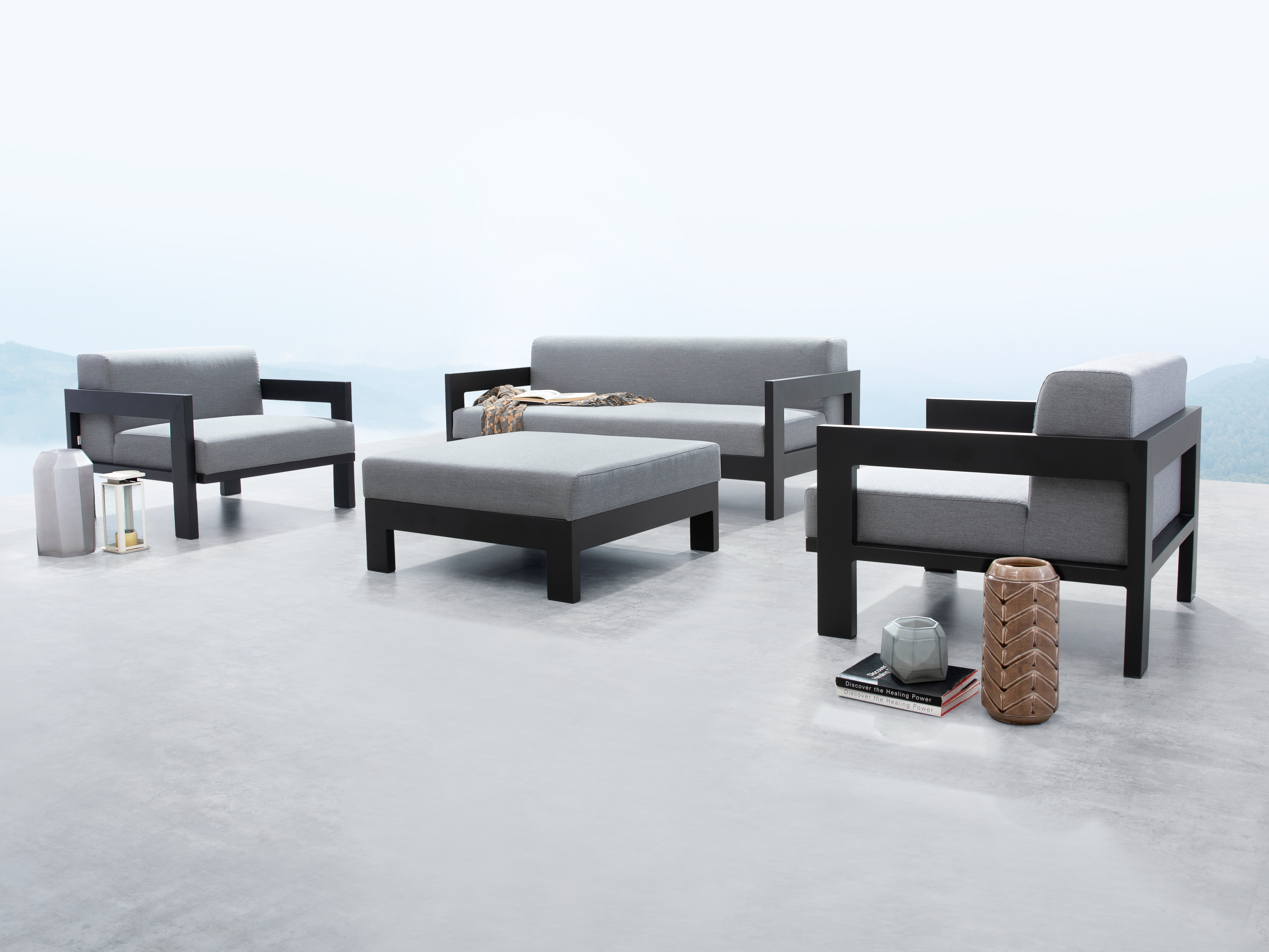 New Noosa Black Outdoor Lounge Set 2+1+1 With Ottoman 2