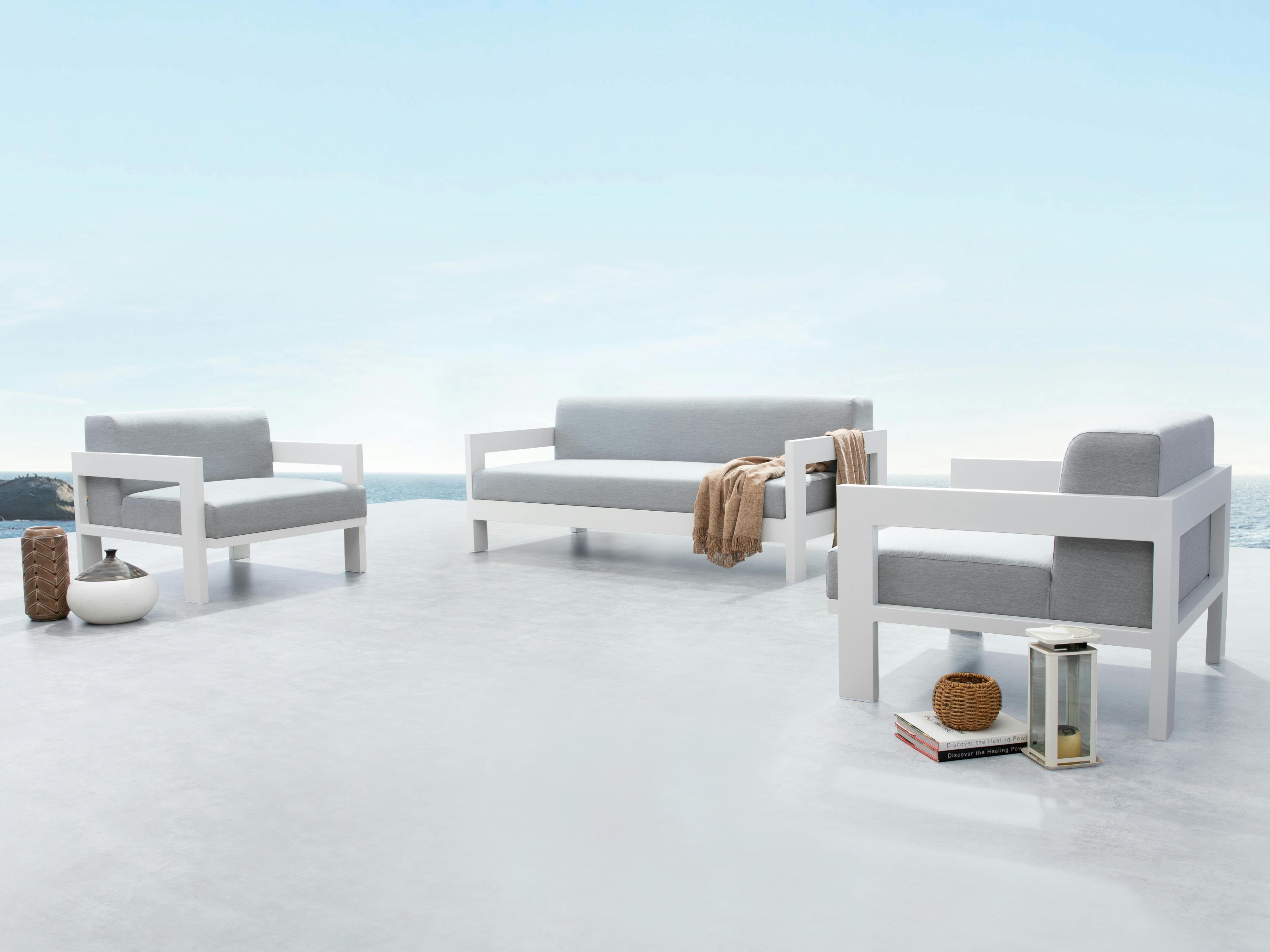 New Noosa White Outdoor Lounge Set 2+1+1