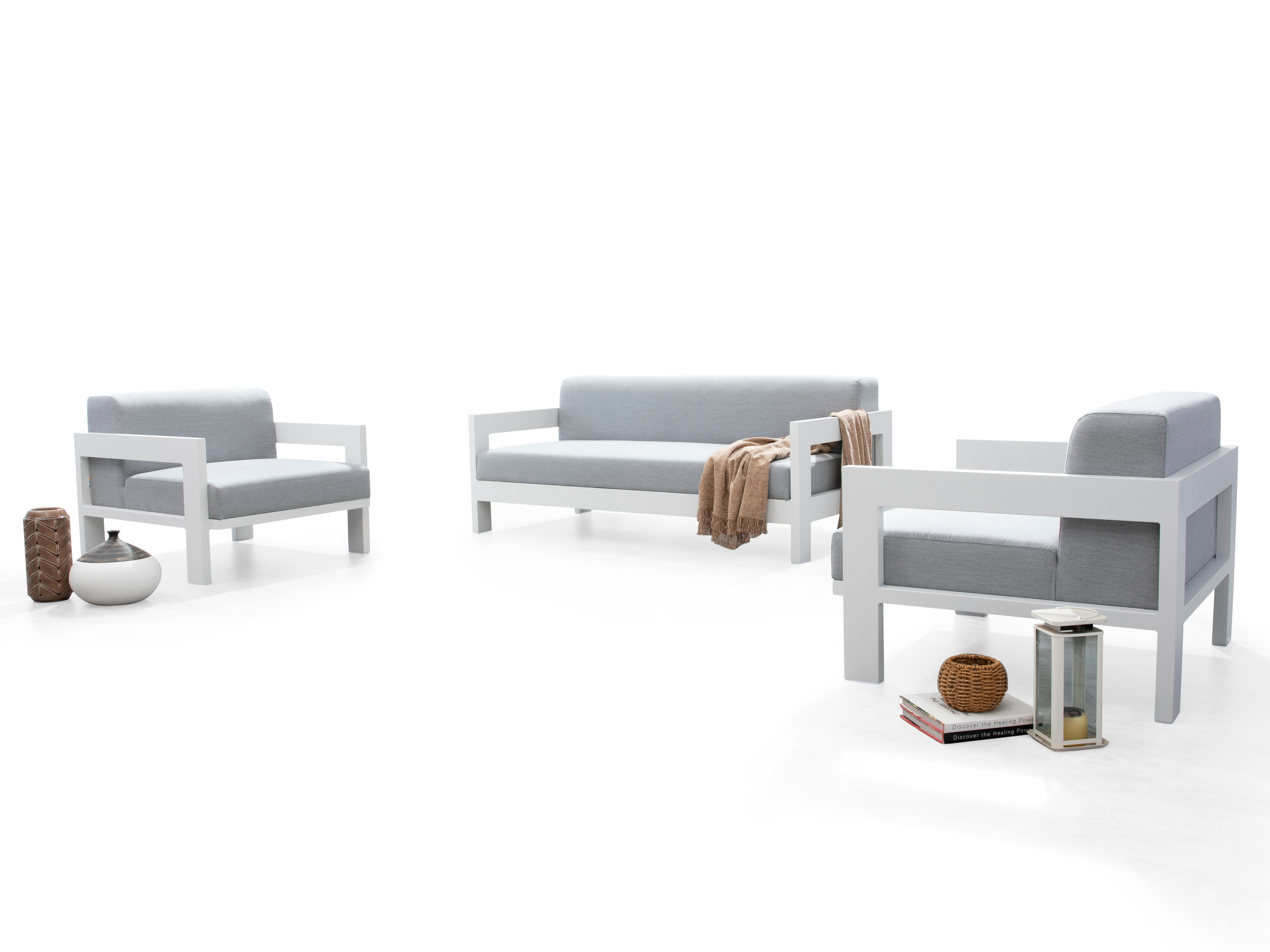 New Noosa White Outdoor Lounge Set 2+1+1 2