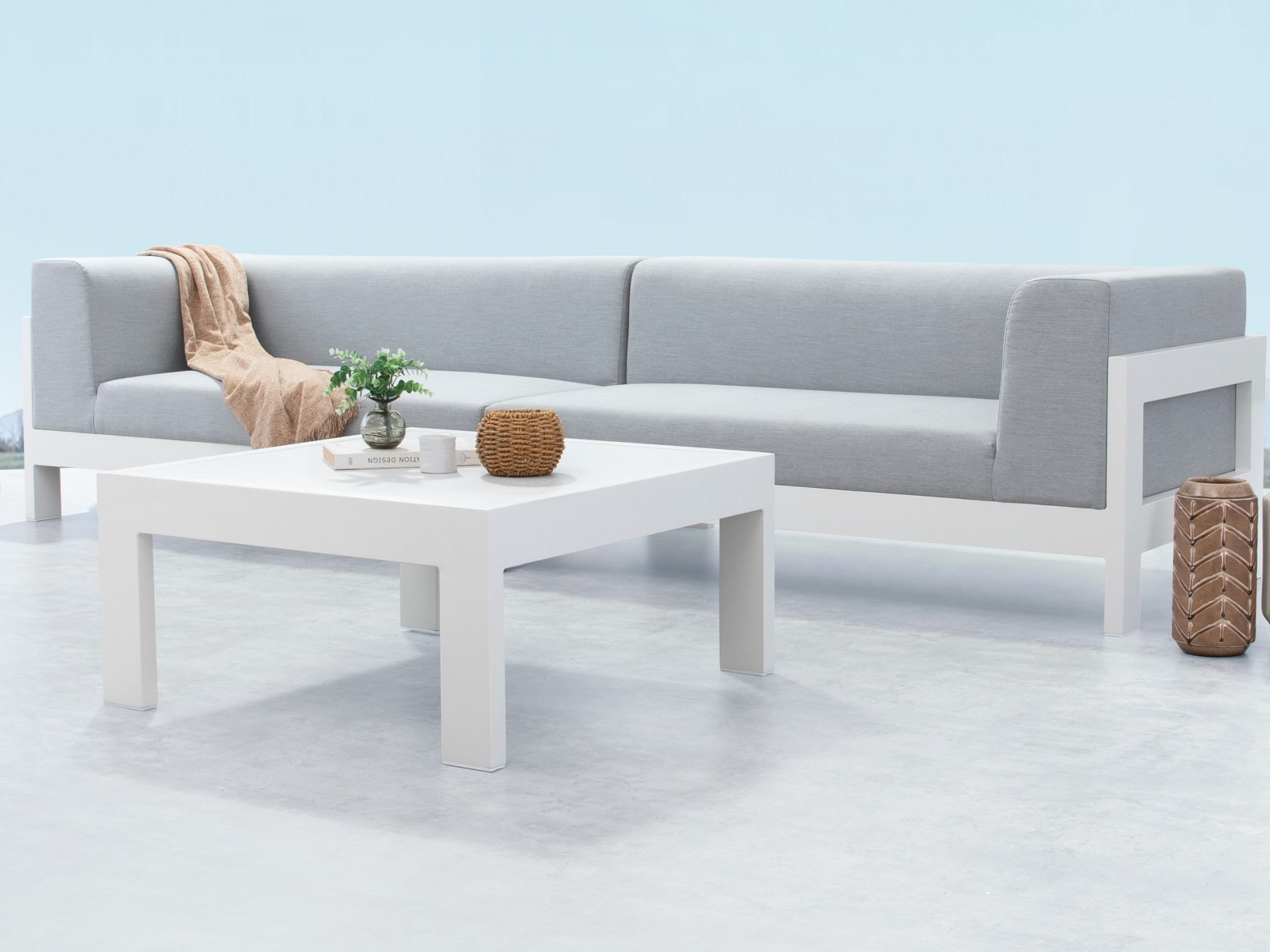 New Noosa White Outdoor Fabric Lounge With Coffee Table 4