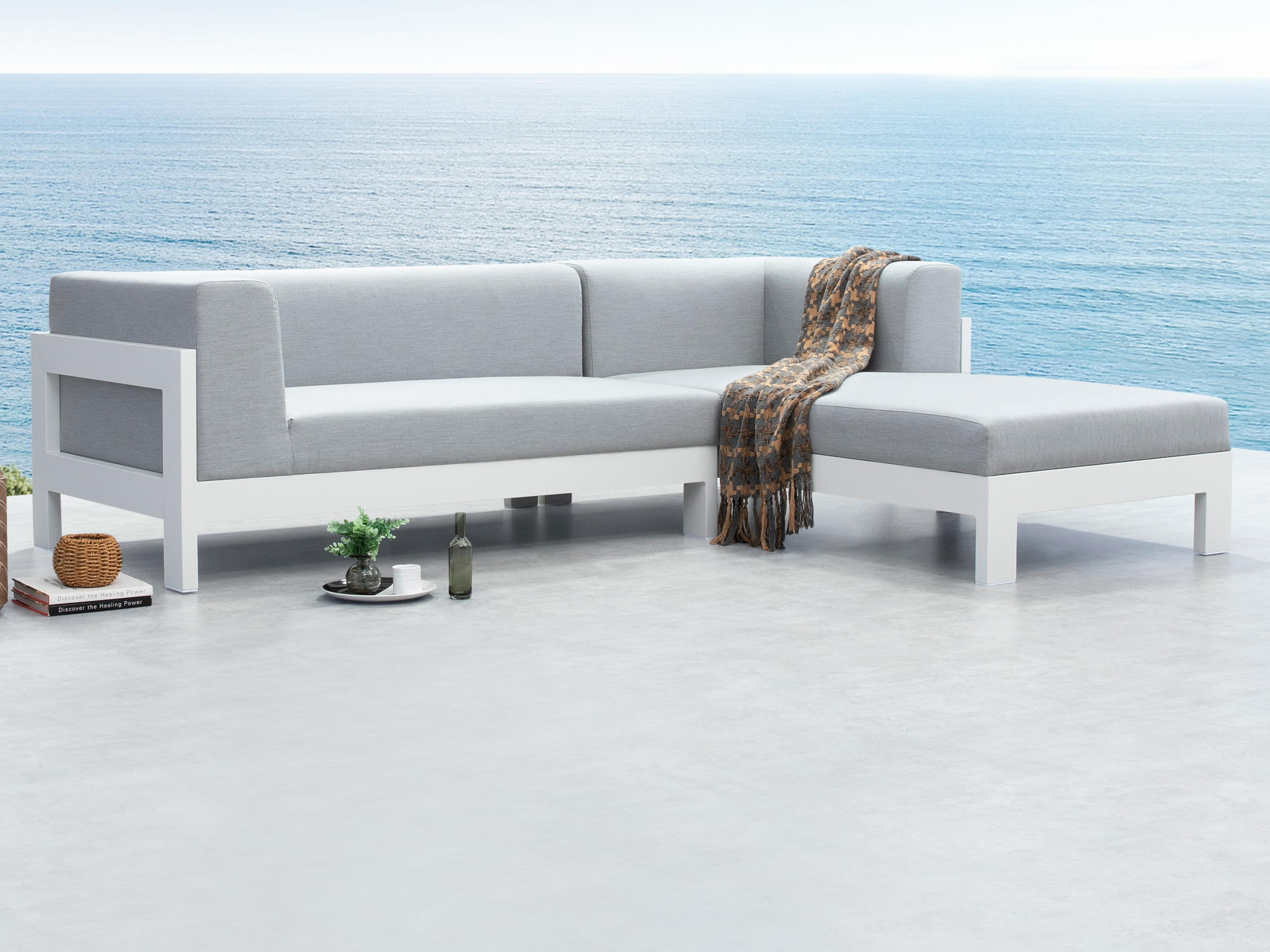 New Noosa White Outdoor Fabric Chaise Lounge 5