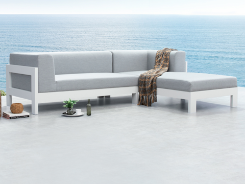 New Noosa White Outdoor Fabric Chaise Lounge 5