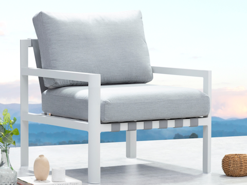 Manly White Outdoor Armchair 2