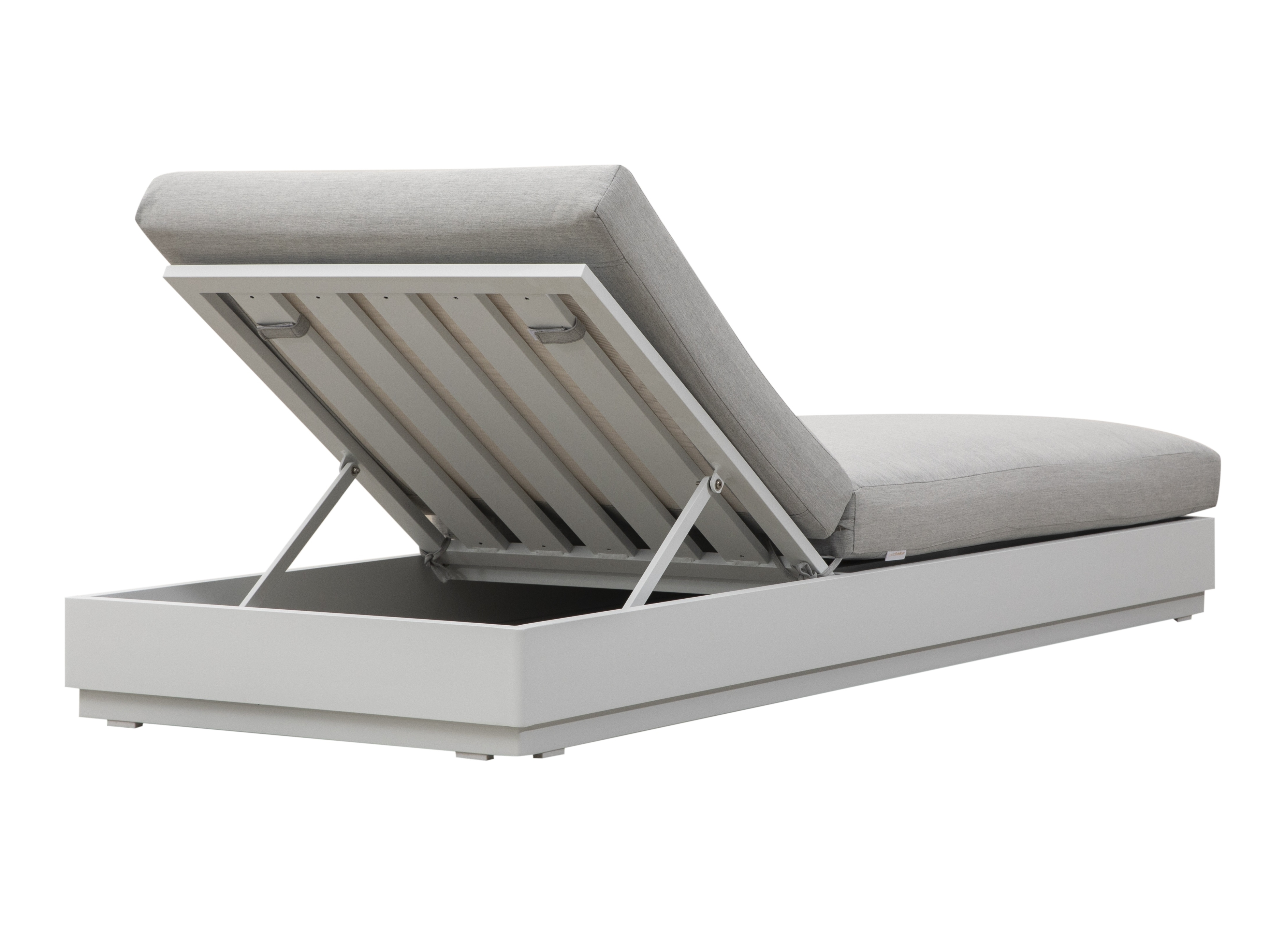 Byron White Outdoor Sunlounge 2