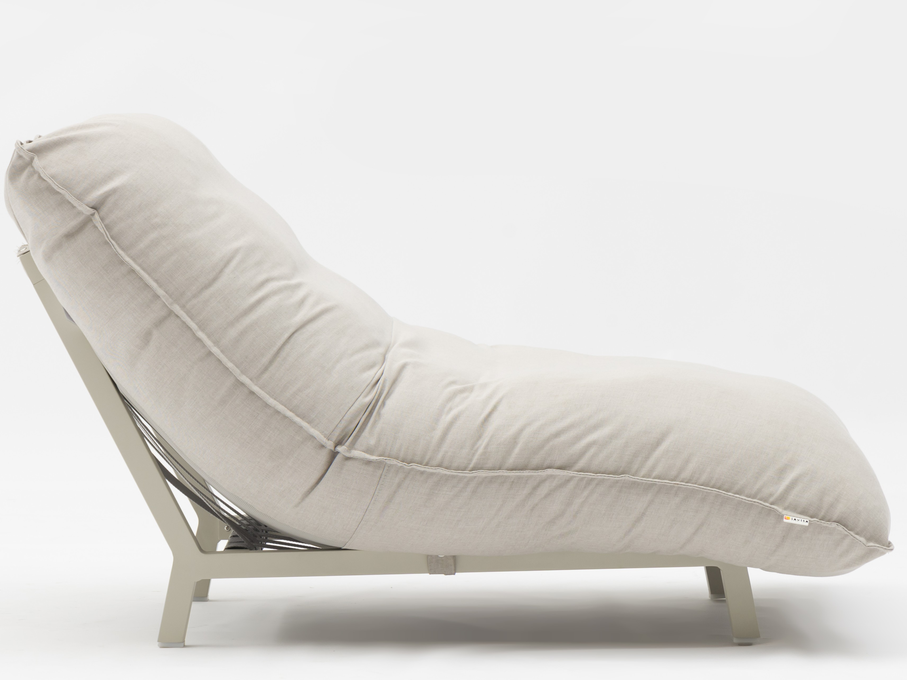 Atoll Outdoor Lounge Chair 3