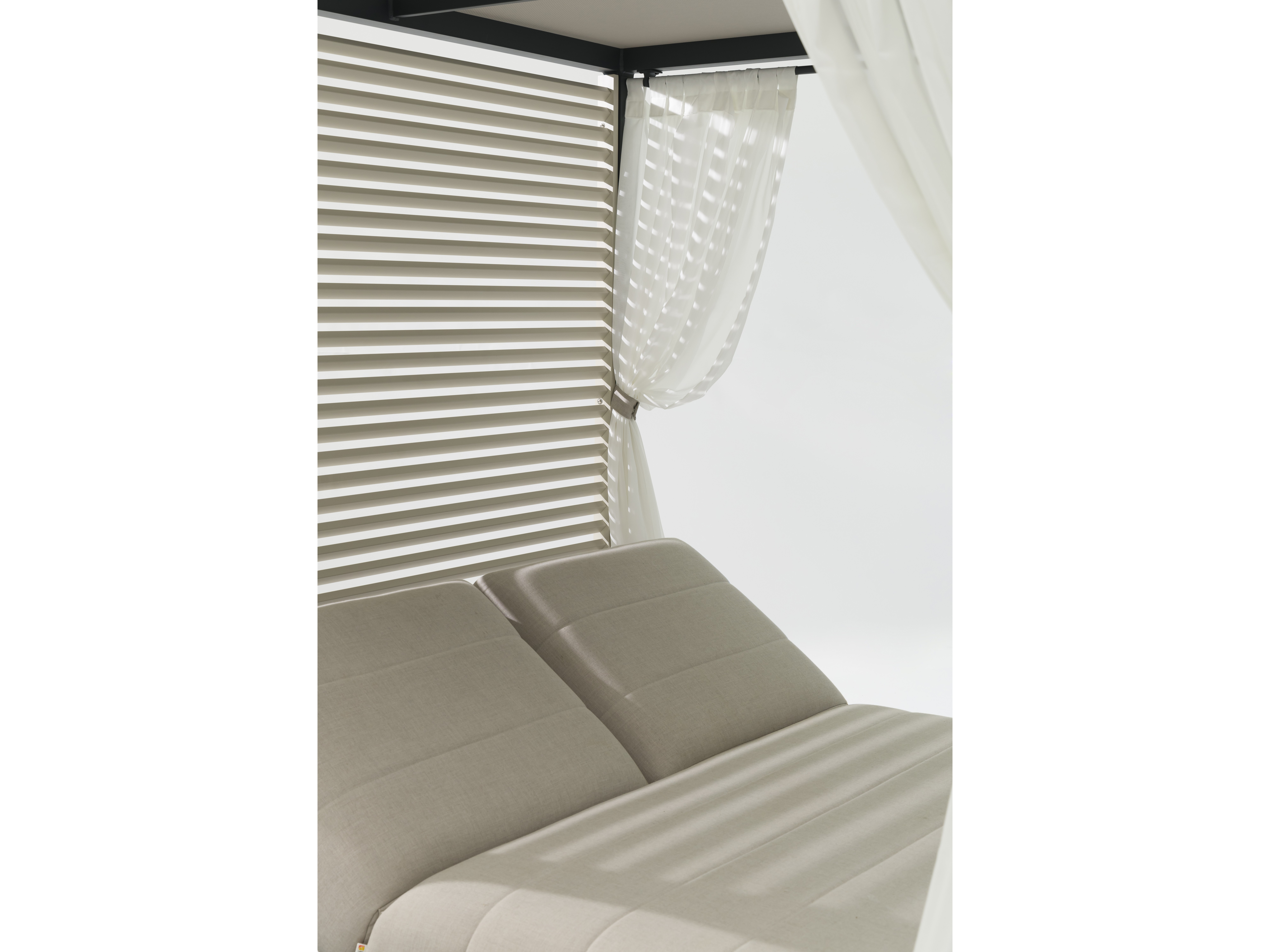 Bora Bora Cinza Outdoor Double Sunbed Gazebo 15
