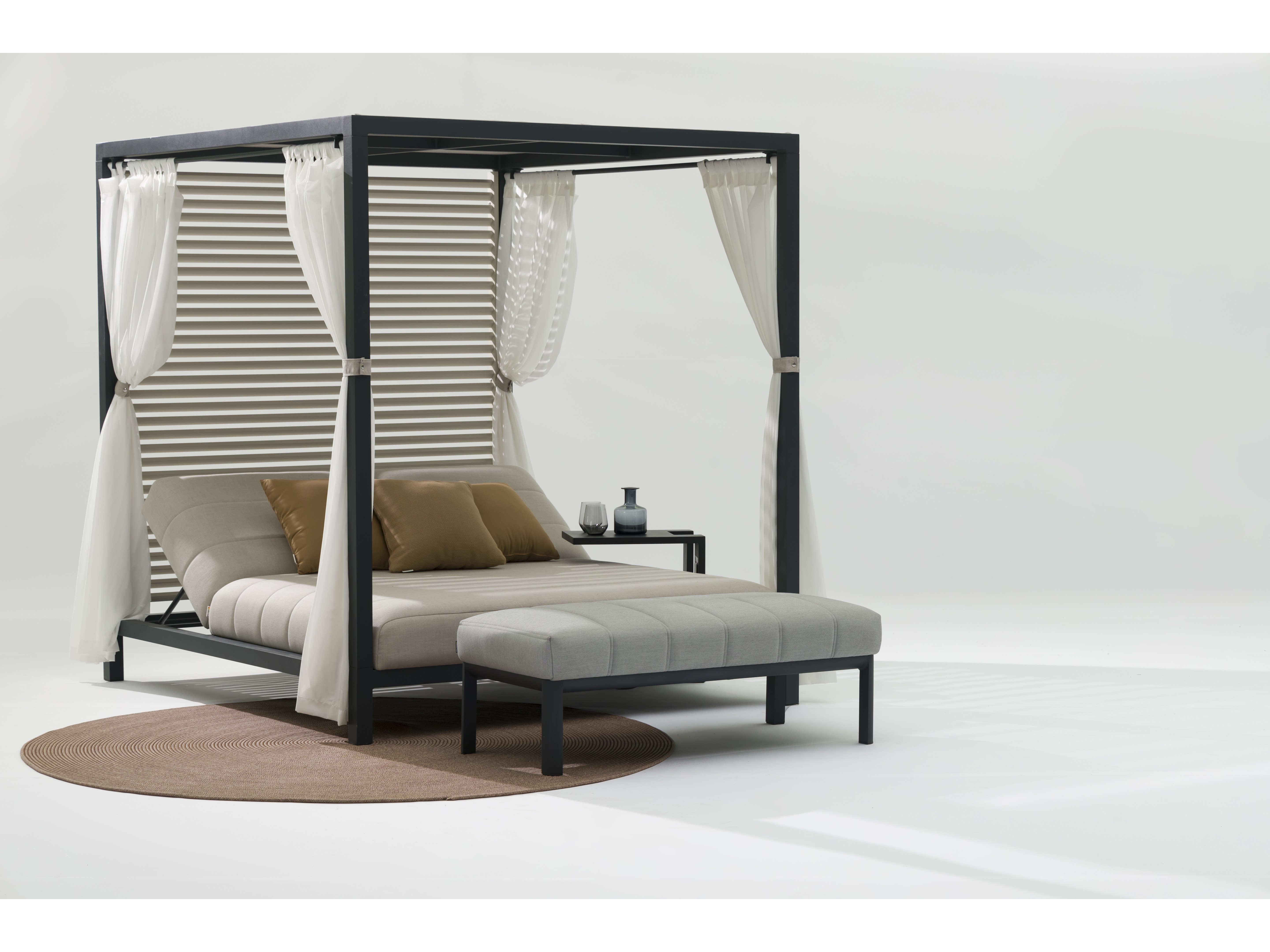 Bora Bora Cinza Outdoor Double Sunbed Gazebo 18