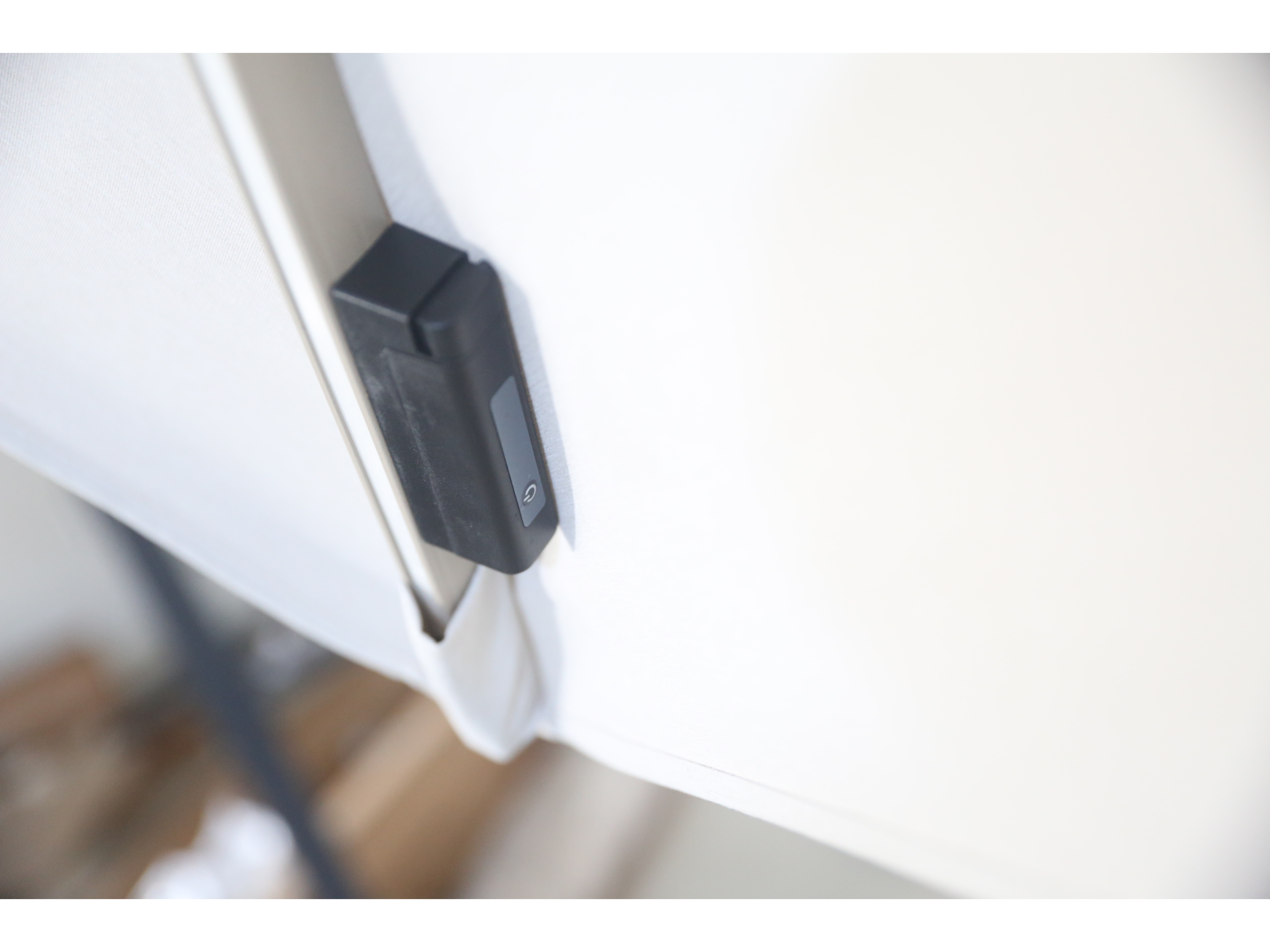 Coolabah Mist Outdoor Cantilever Umbrella 8