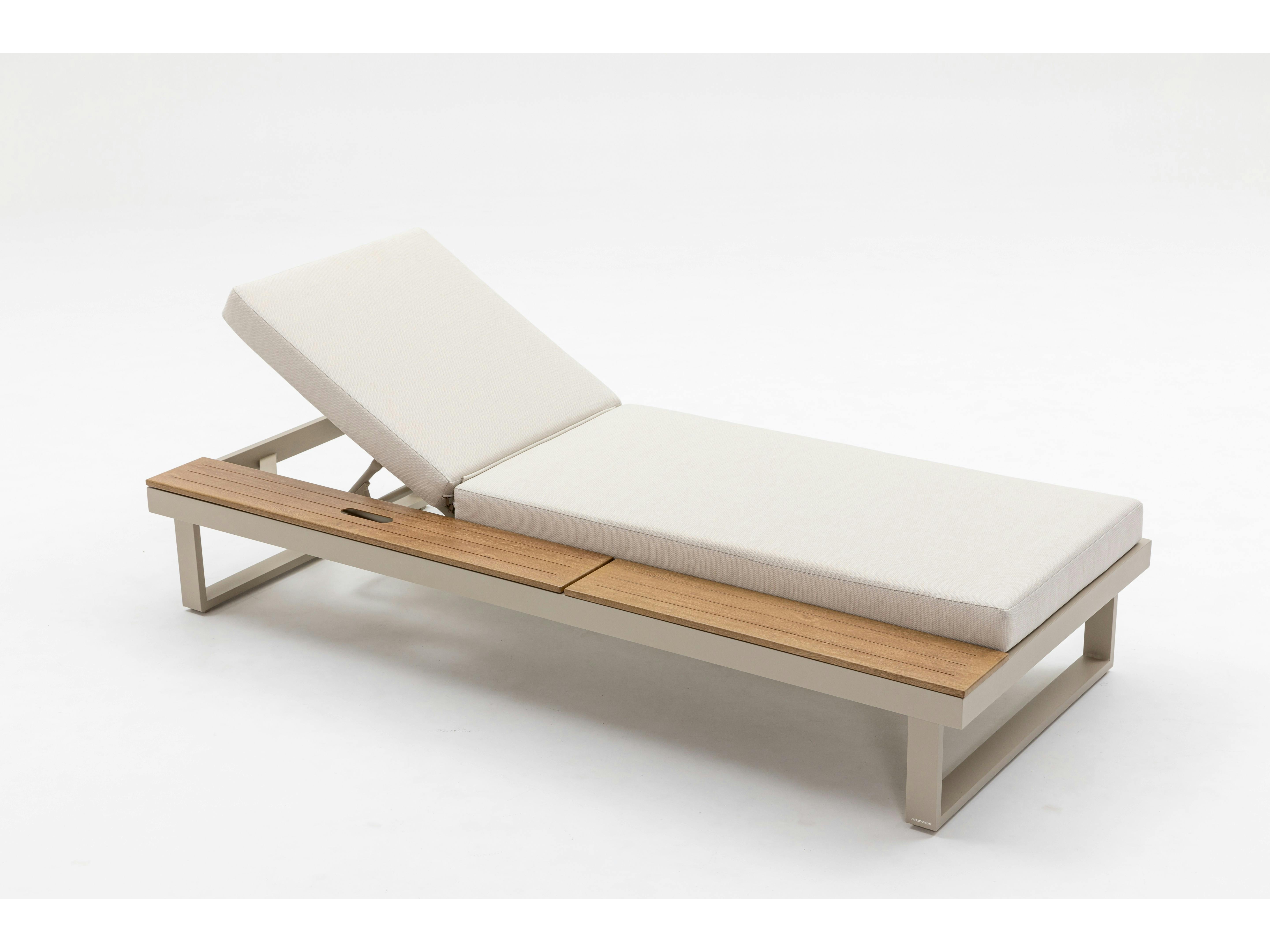 Avoca Mocha Outdoor Sunlounge with Adjustable Side Table