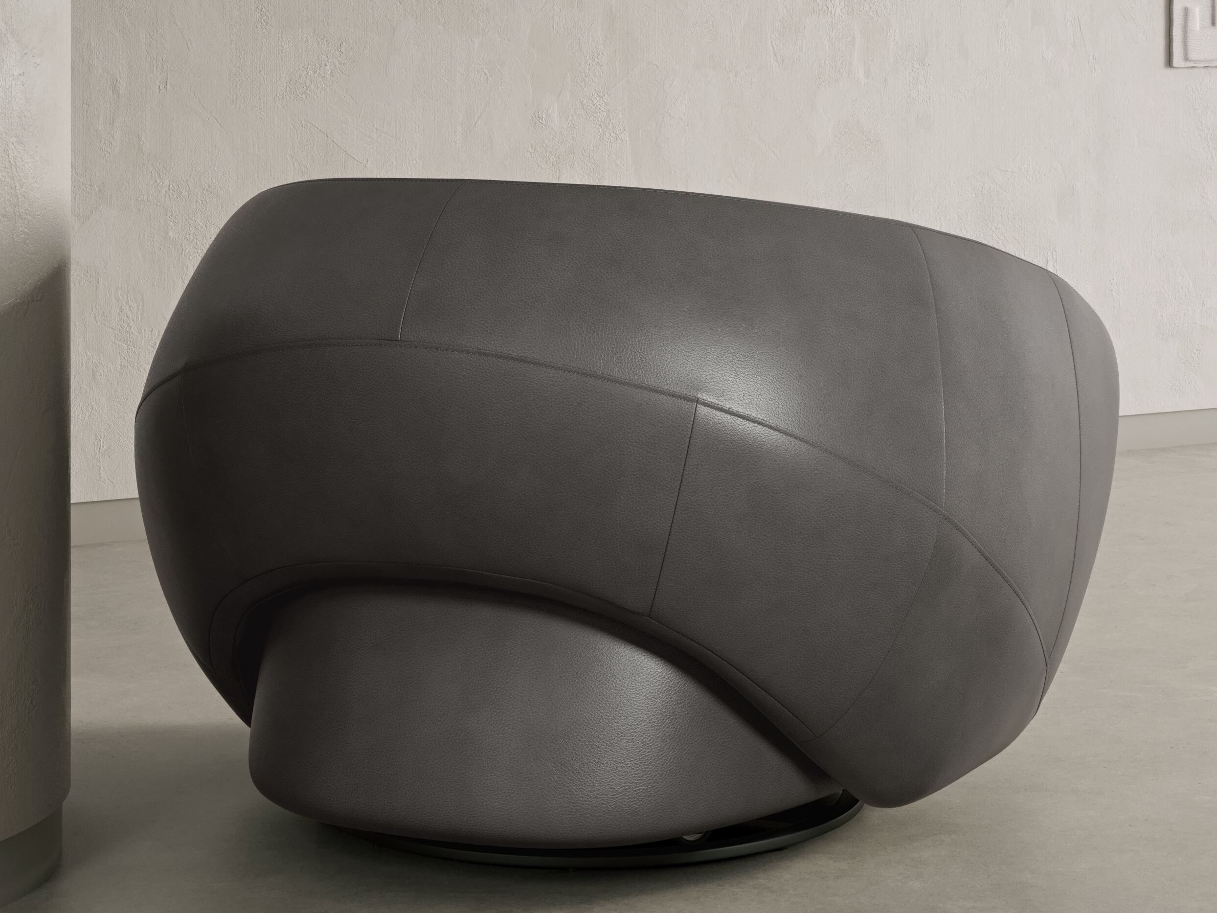 Sway Leather Swivel Chair 2