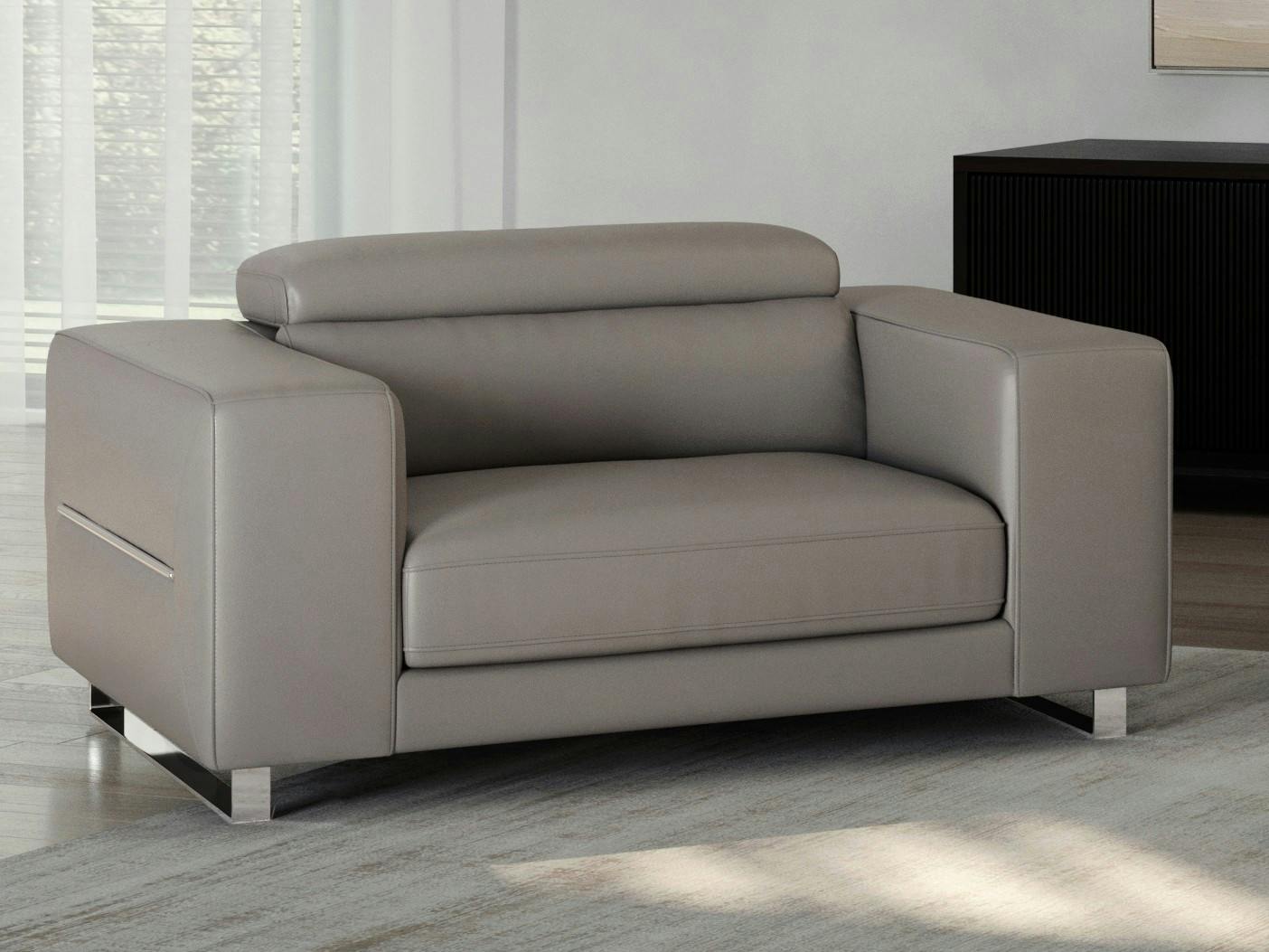 Elixir Leather Sliding Armchair