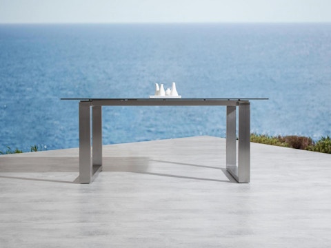 Element 6 Outdoor Dining Table 1