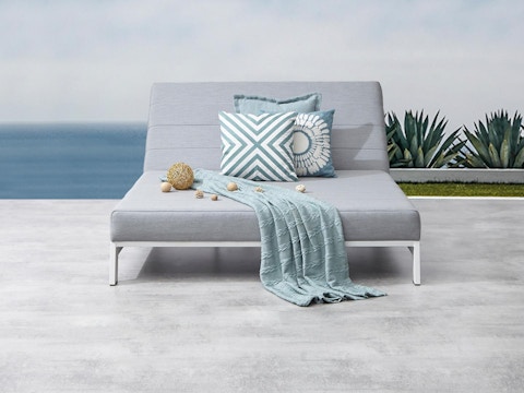 New Noosa White Outdoor Fabric Double Sun Lounge 3