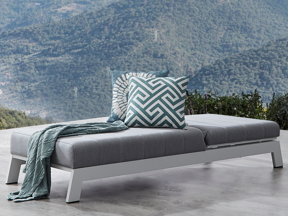 Lavi White Outdoor Fabric Sun Lounge 3