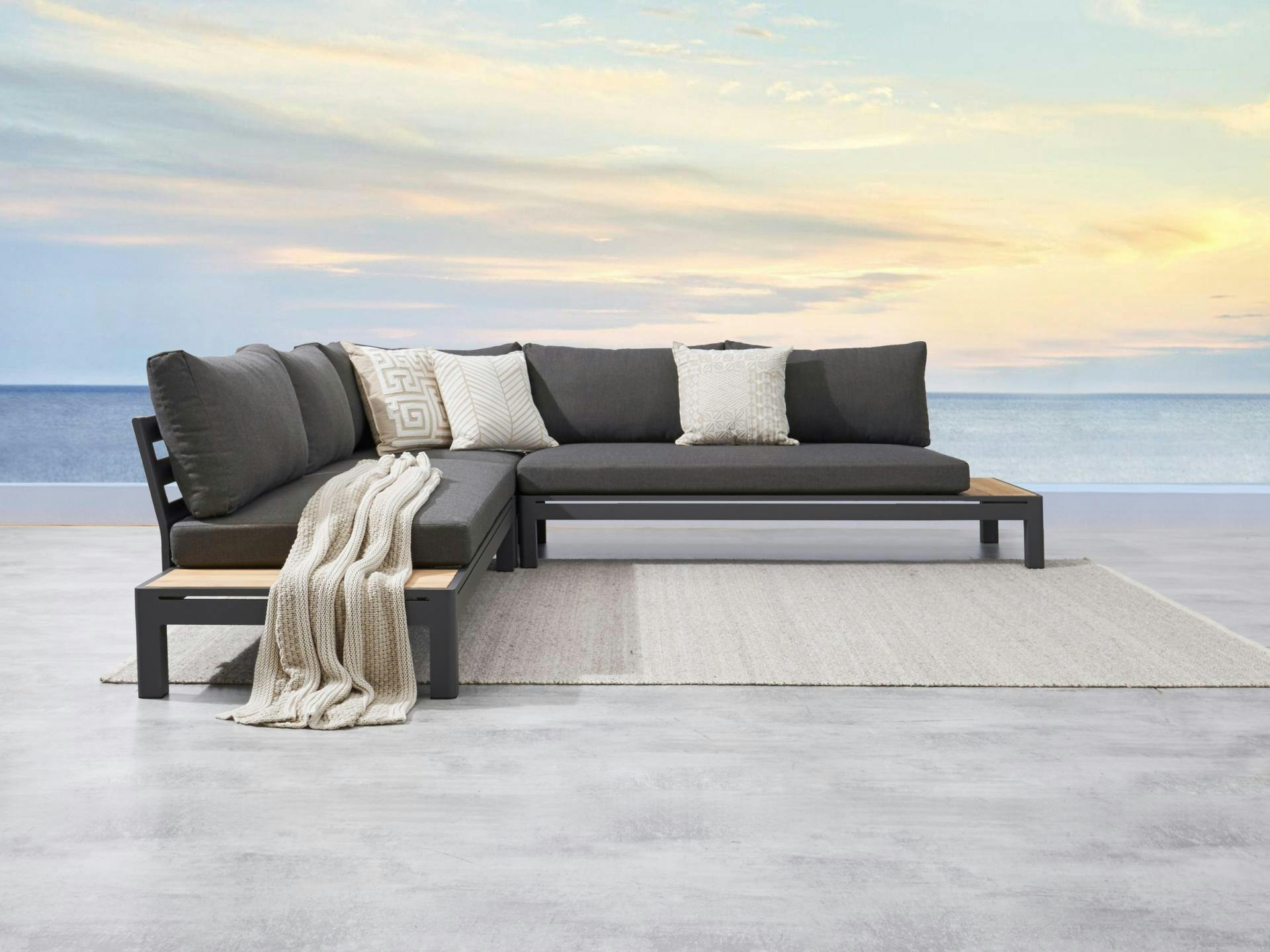 Malibu Outdoor Fabric Corner Lounge