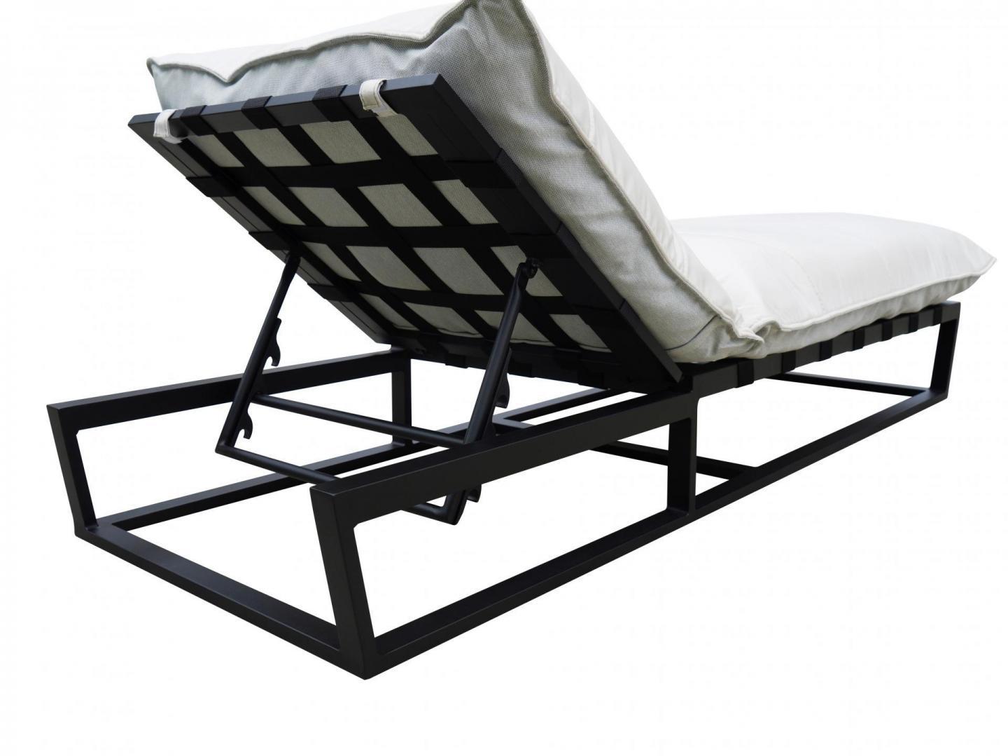 Reef Outdoor Sunlounge 3