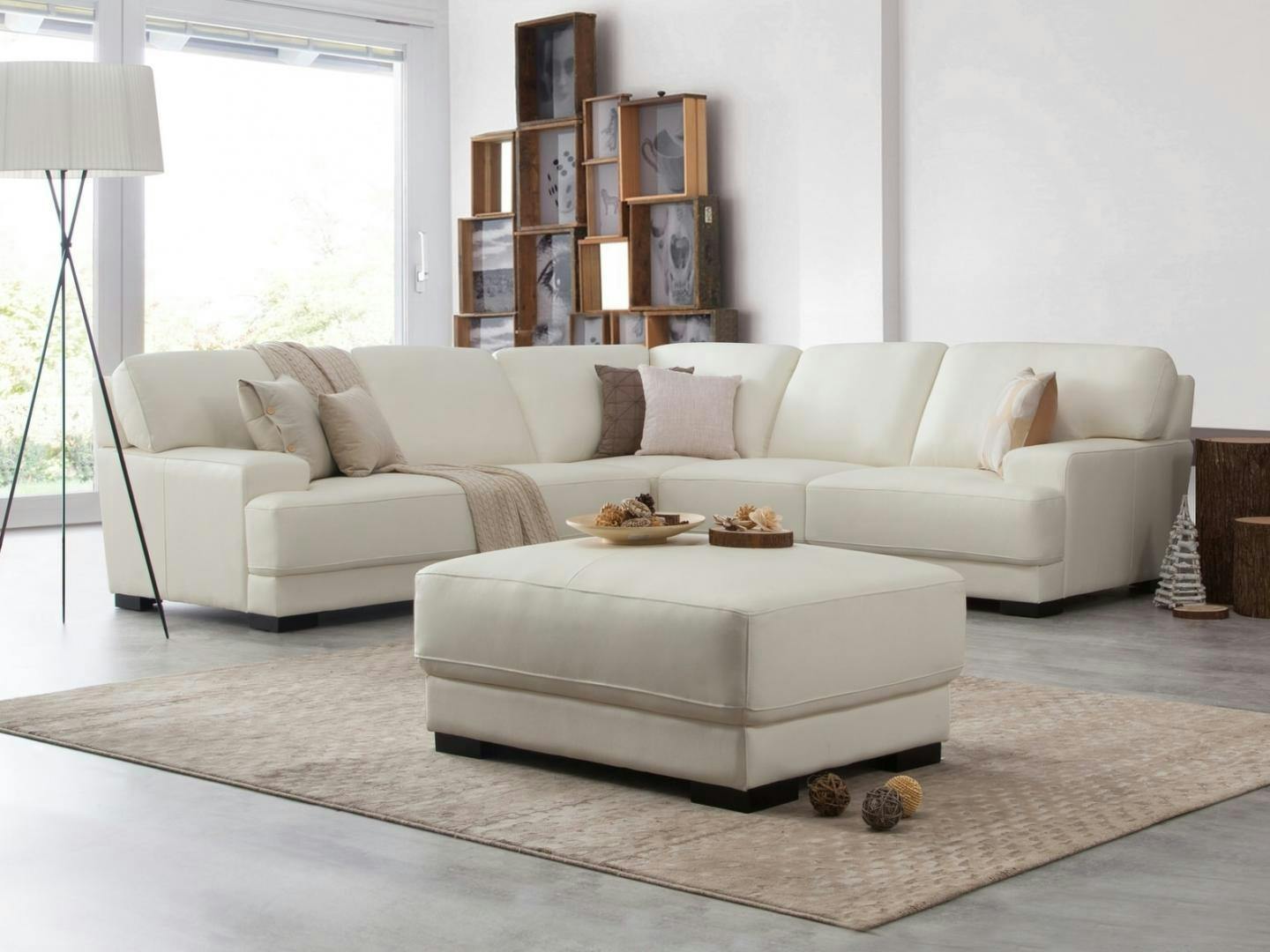 Volante Leather Corner Lounge Option A